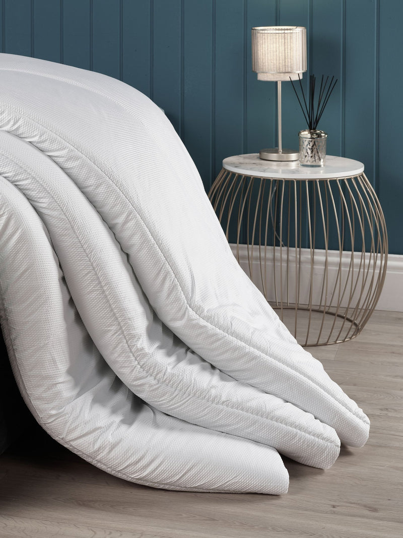 Downland Luxury Waffle Duvet 15 Tog, UK version