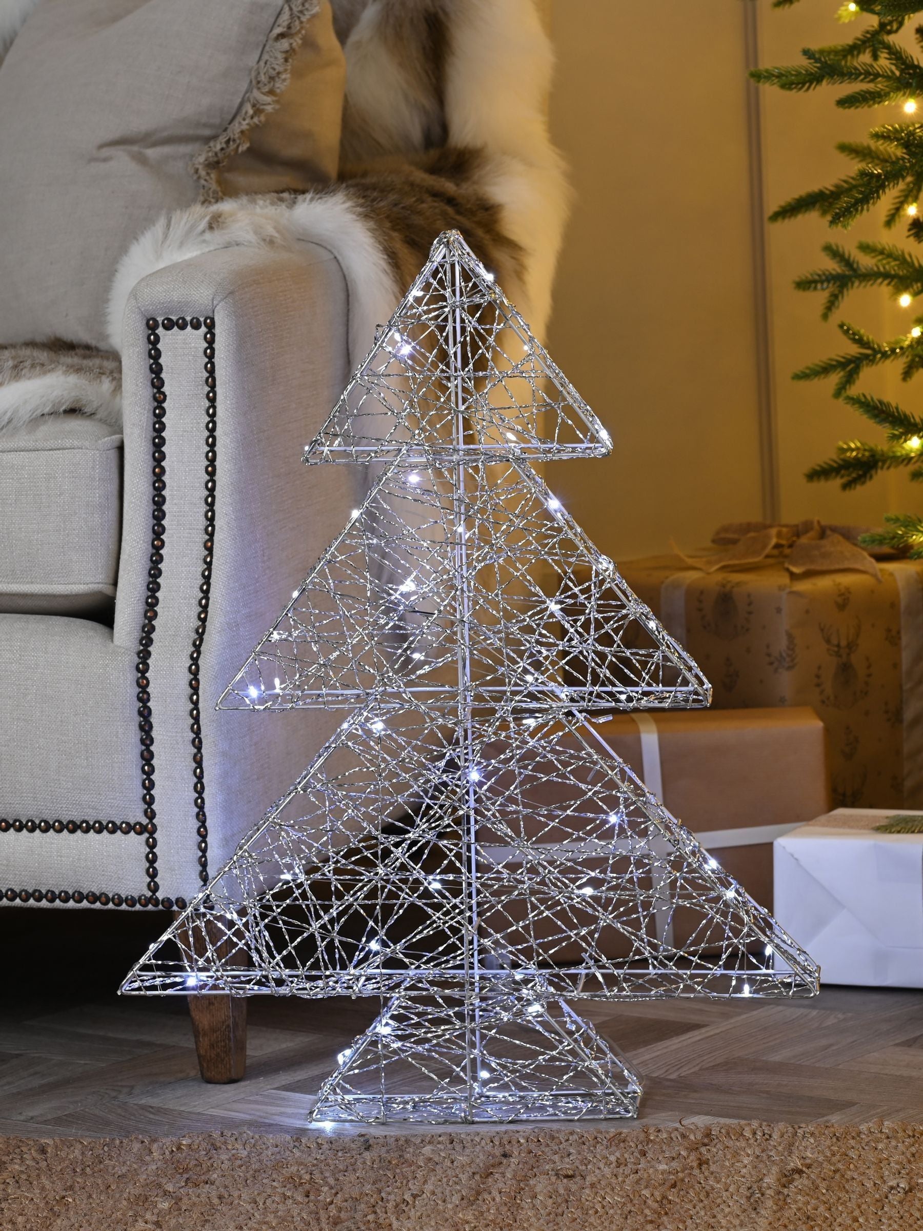 BO Lit silver shimmer Christmas tree 60cm - British product