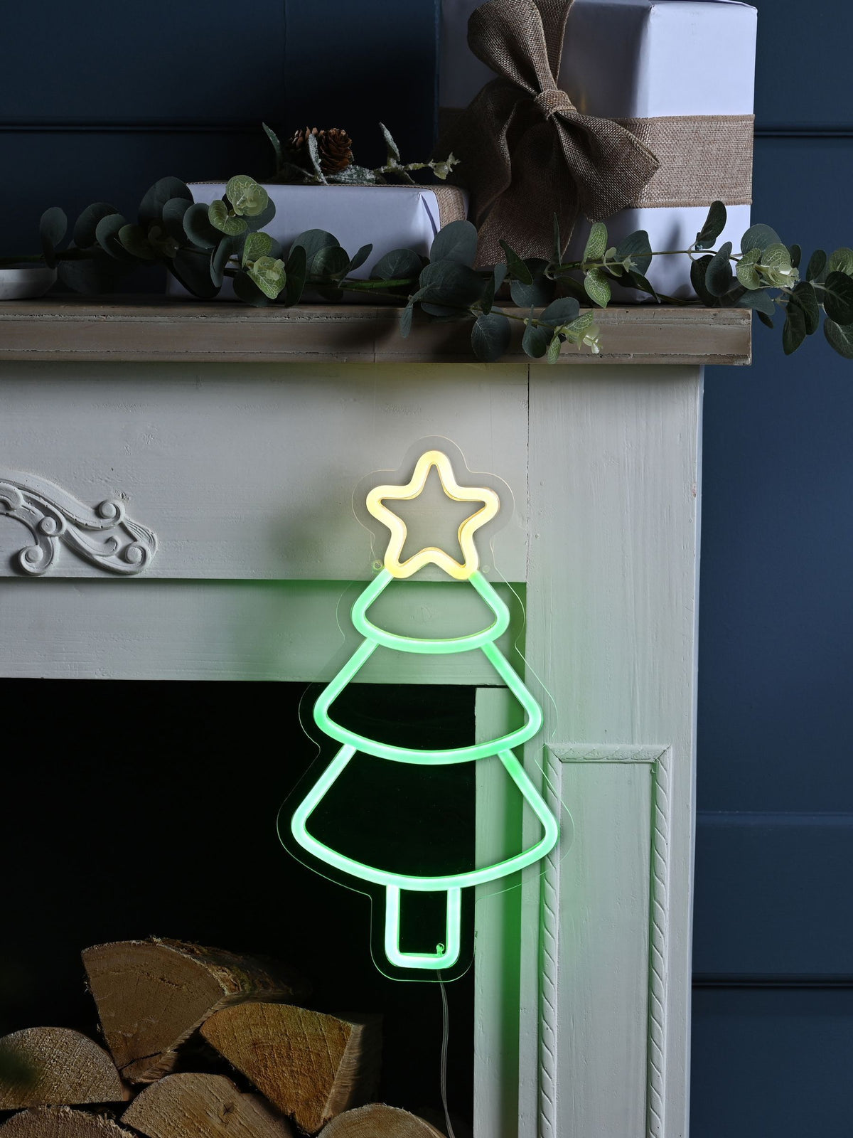 Neon flex hanging Christmas tree 19cm x 35cm, UK version