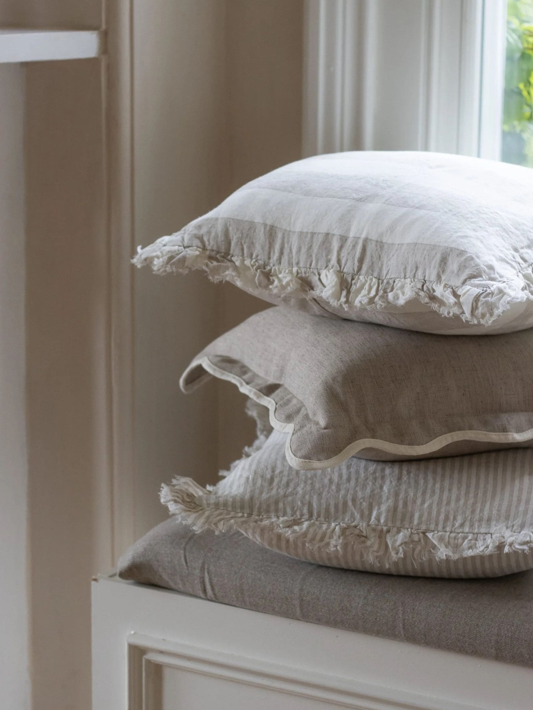Ellenvale Interiors Halliie ruffle stripe cushion cover 45x45 - British product