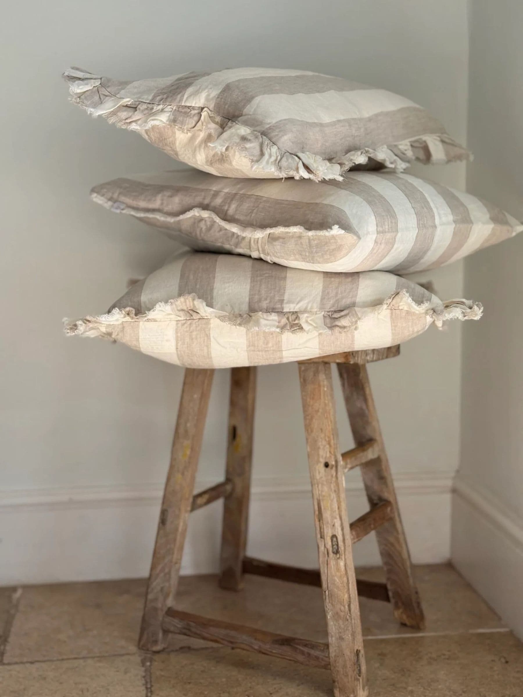 Ellenvale Interiors Halliie ruffle stripe cushion cover 45x45 - British product