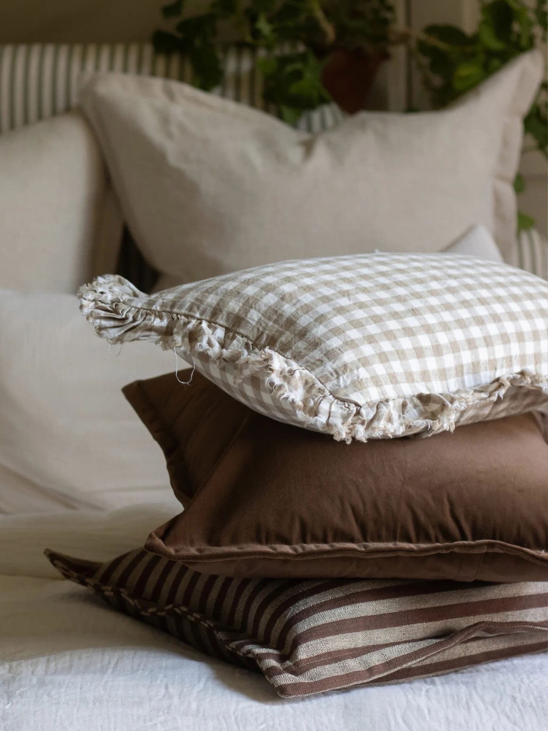 Ellenvale Interiors Darcy dark brown velvet cushion cover 45x45cm - British product
