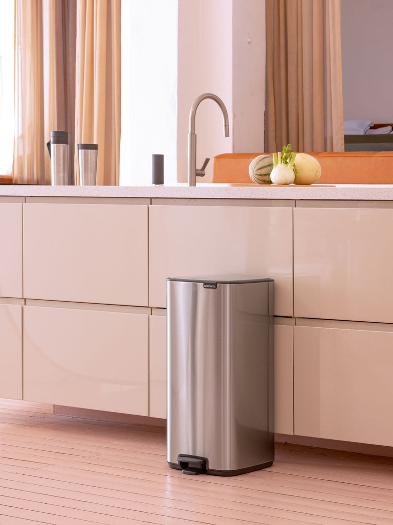 Brabantia Mineral Infinite Grey Bo Pedal Bin 30L