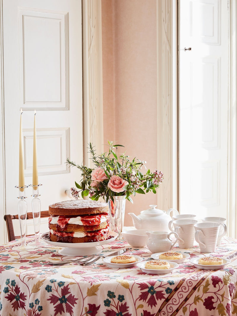 Sophie Conran white porcelain teapot 2 pint (British brand)