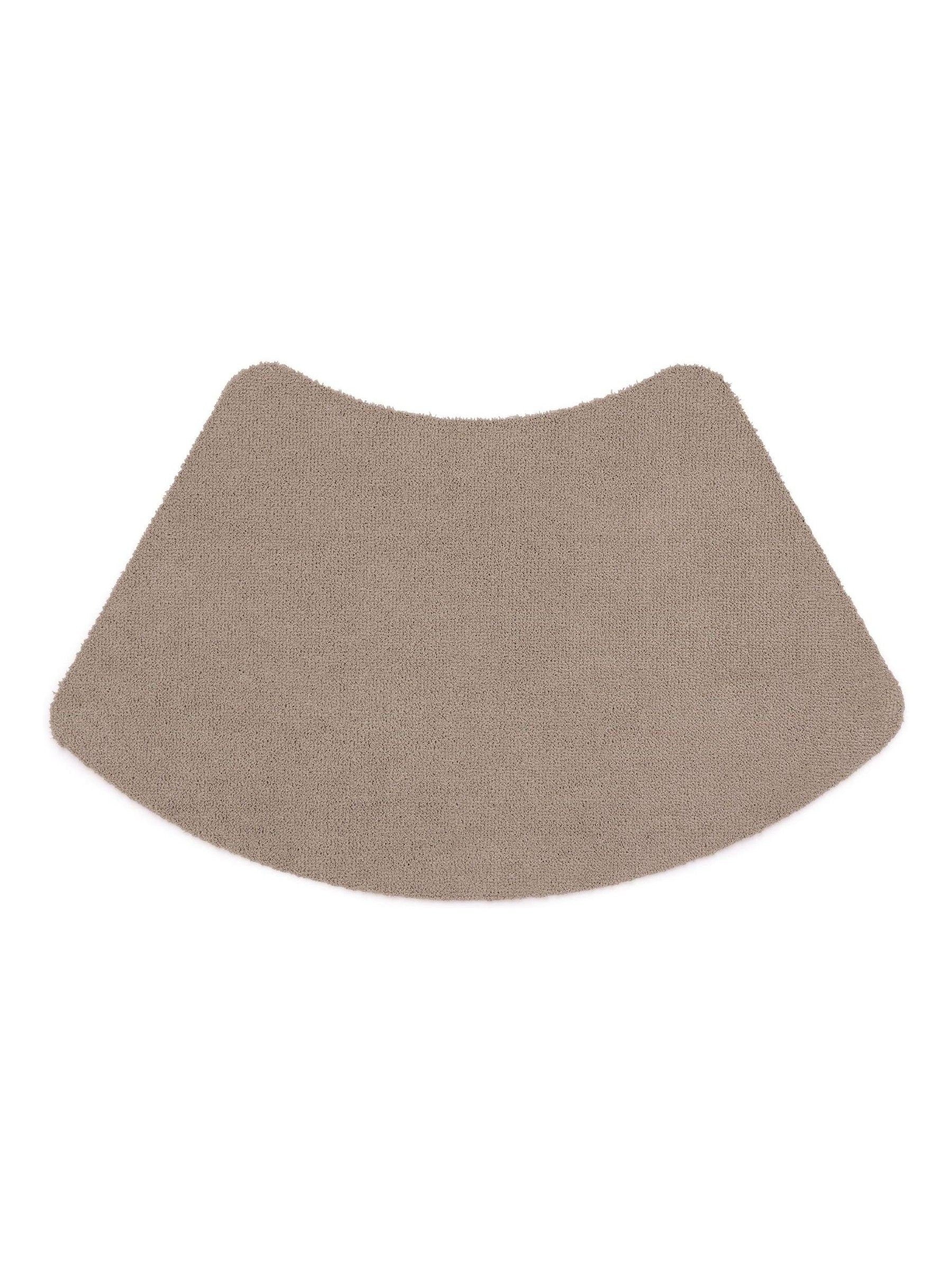 My Mat beige curved bathmat 50x80 cm, imported from the UK