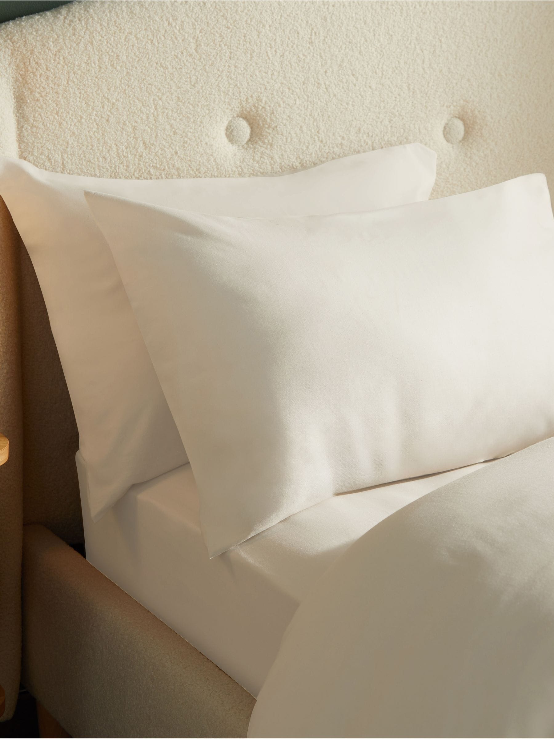 Silentnight almond white brushed cotton pillowcase pair - British product