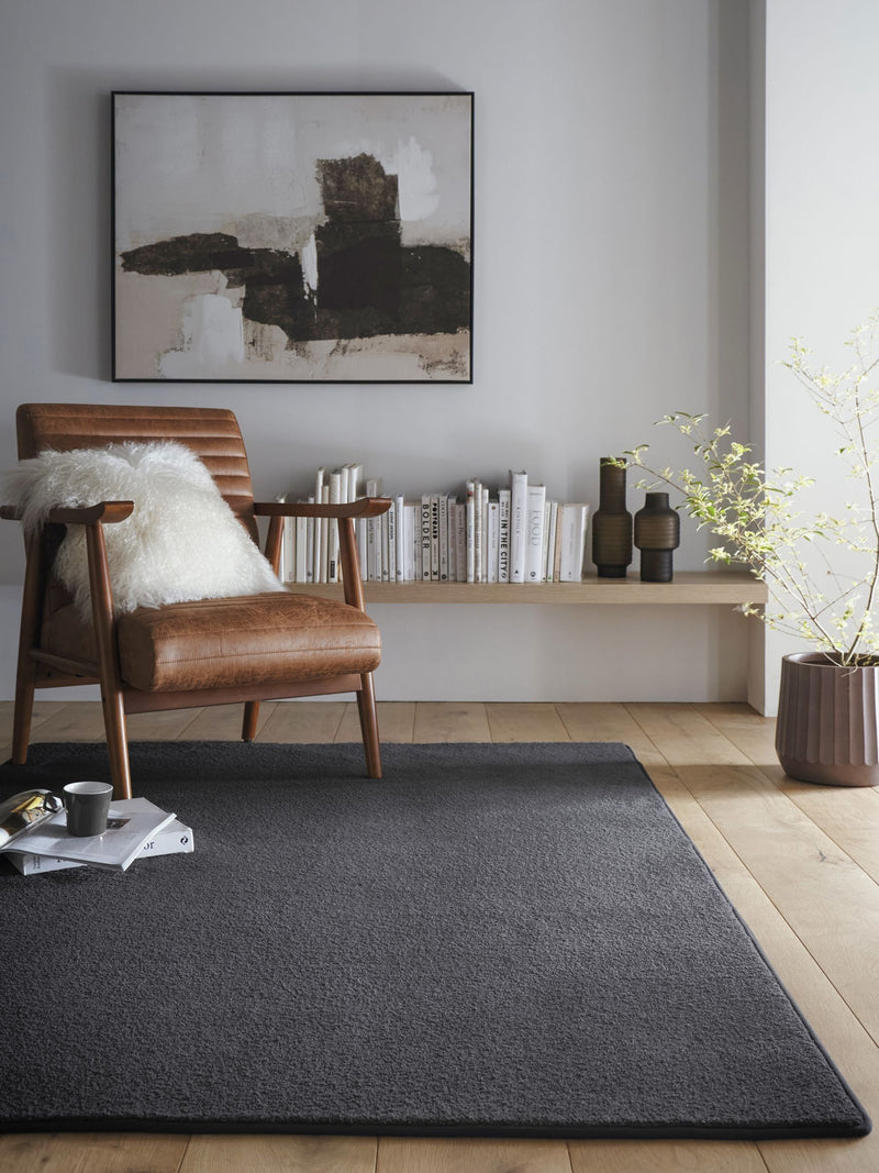 Hug Rug Charcoal Sense Rug