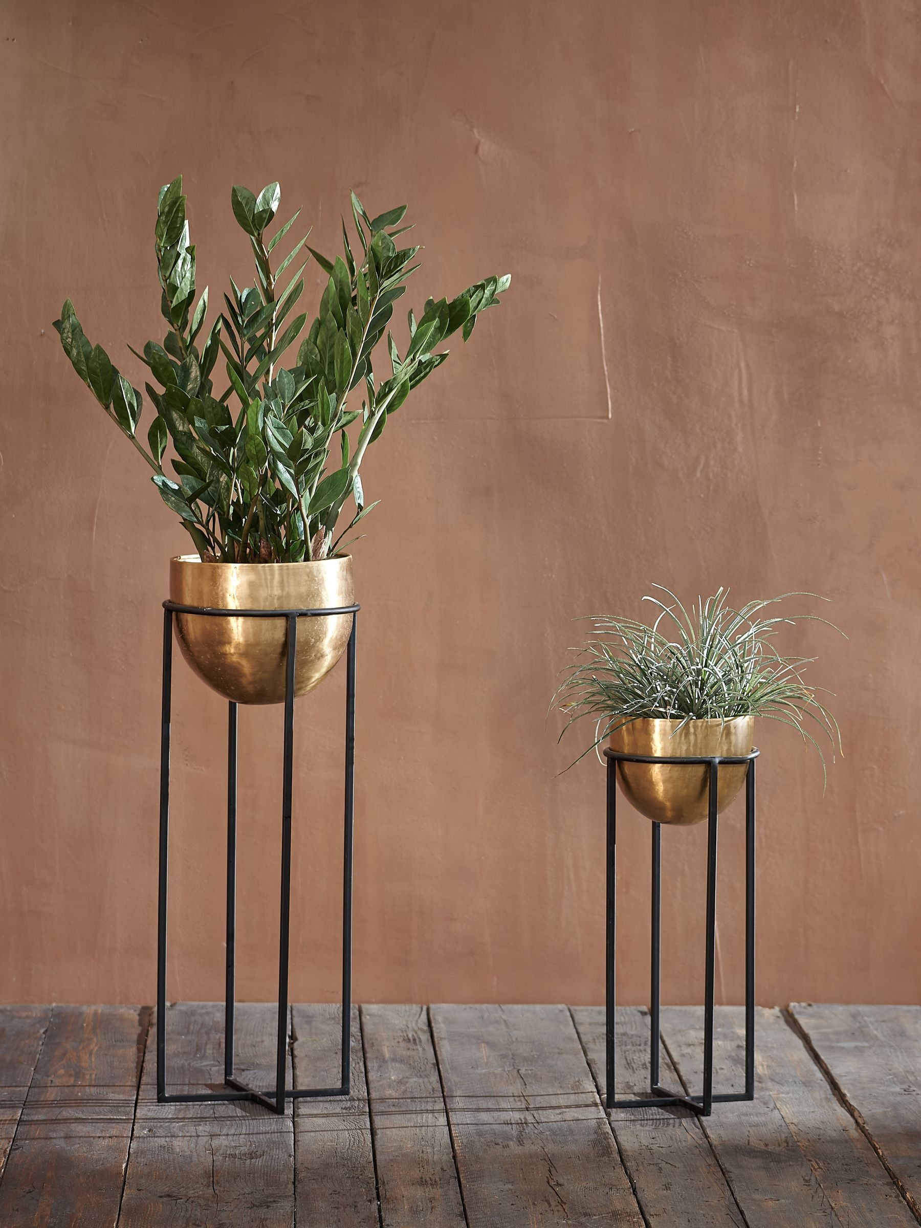 Nkuku antique brass Atsu planter stand, UK version
