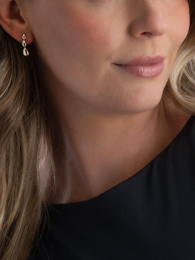 Beaverbrooks 9ct gold drop earrings (British brand)