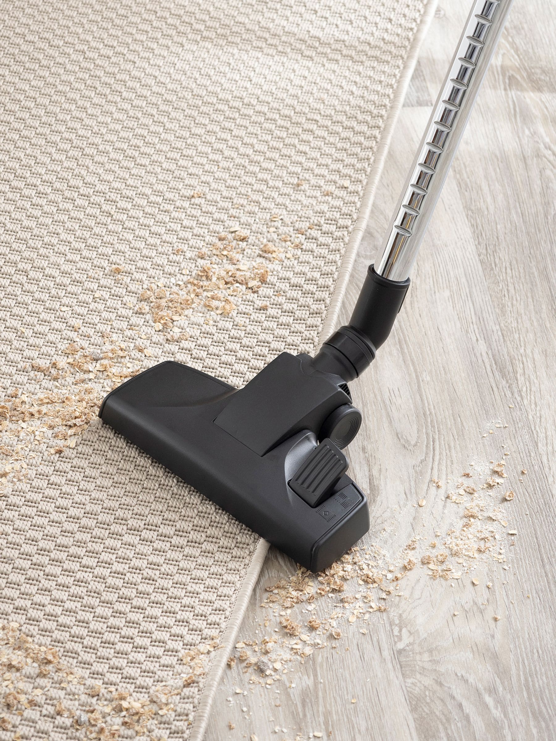 Electrolux grey corded cyclone vacuum cleaner, UK version