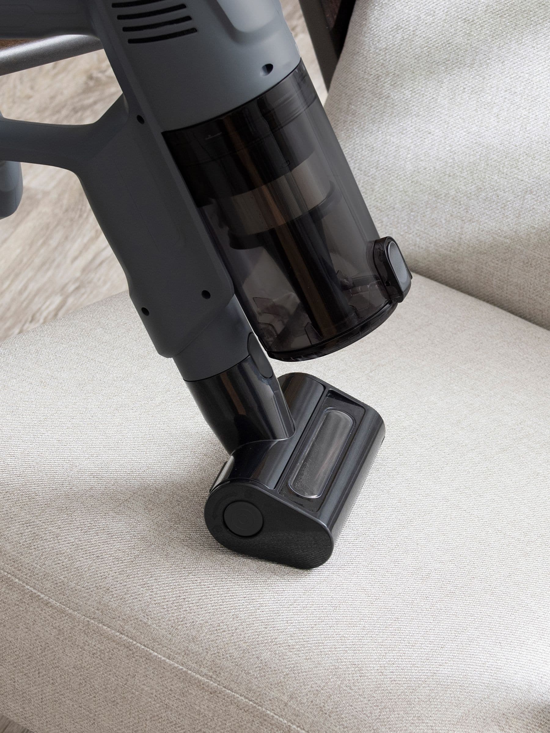 Electrolux corded stick vacuum cleaner 600W (British brand)