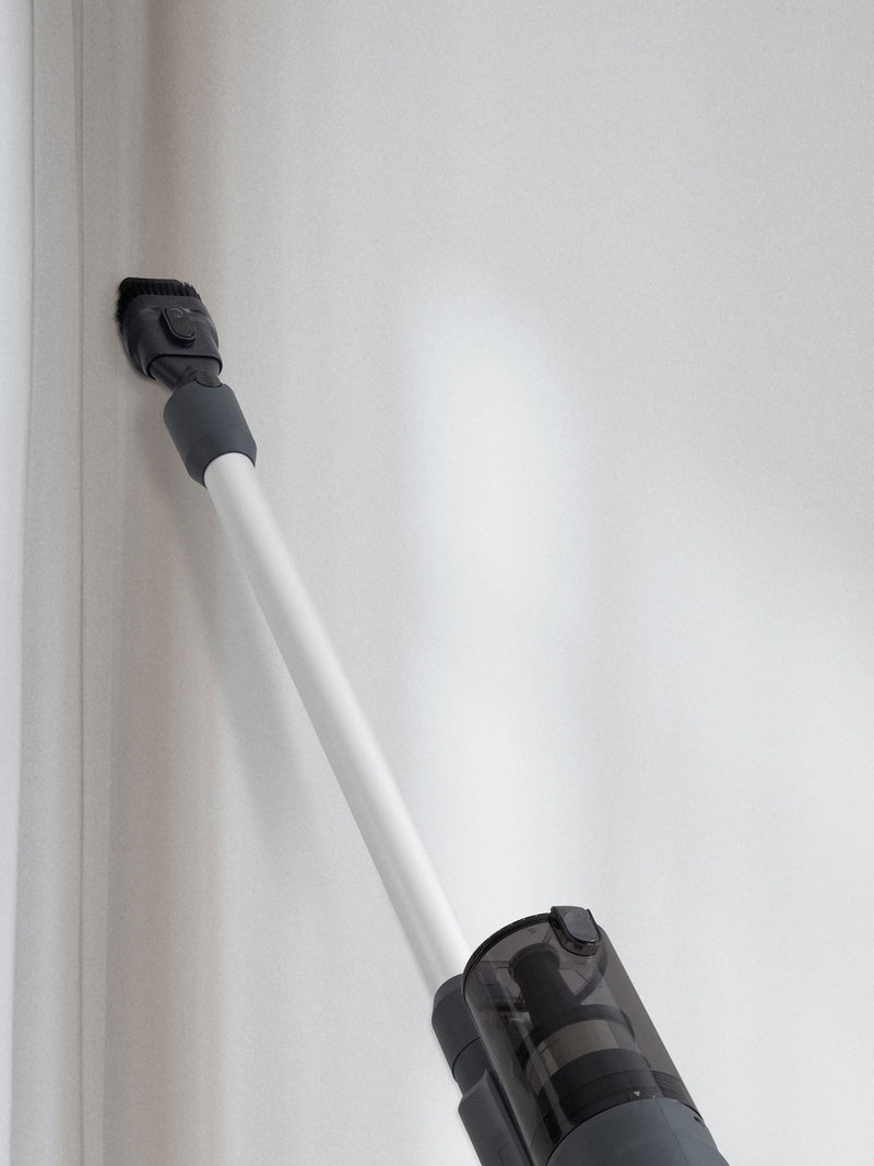 Electrolux corded stick vacuum cleaner 600W (British brand)