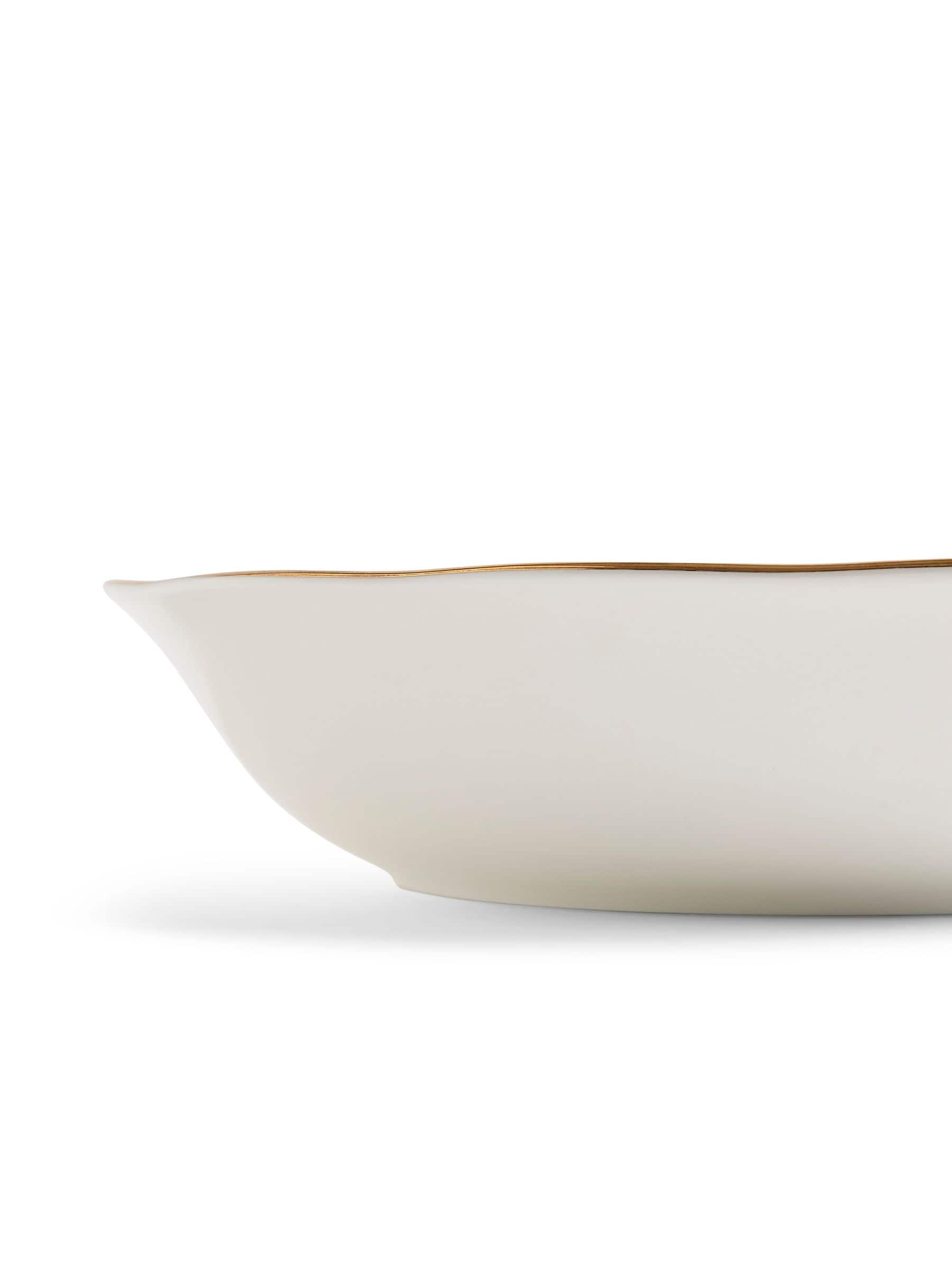 Royal Albert set of 4 bone china pasta bowls 23cm, UK version