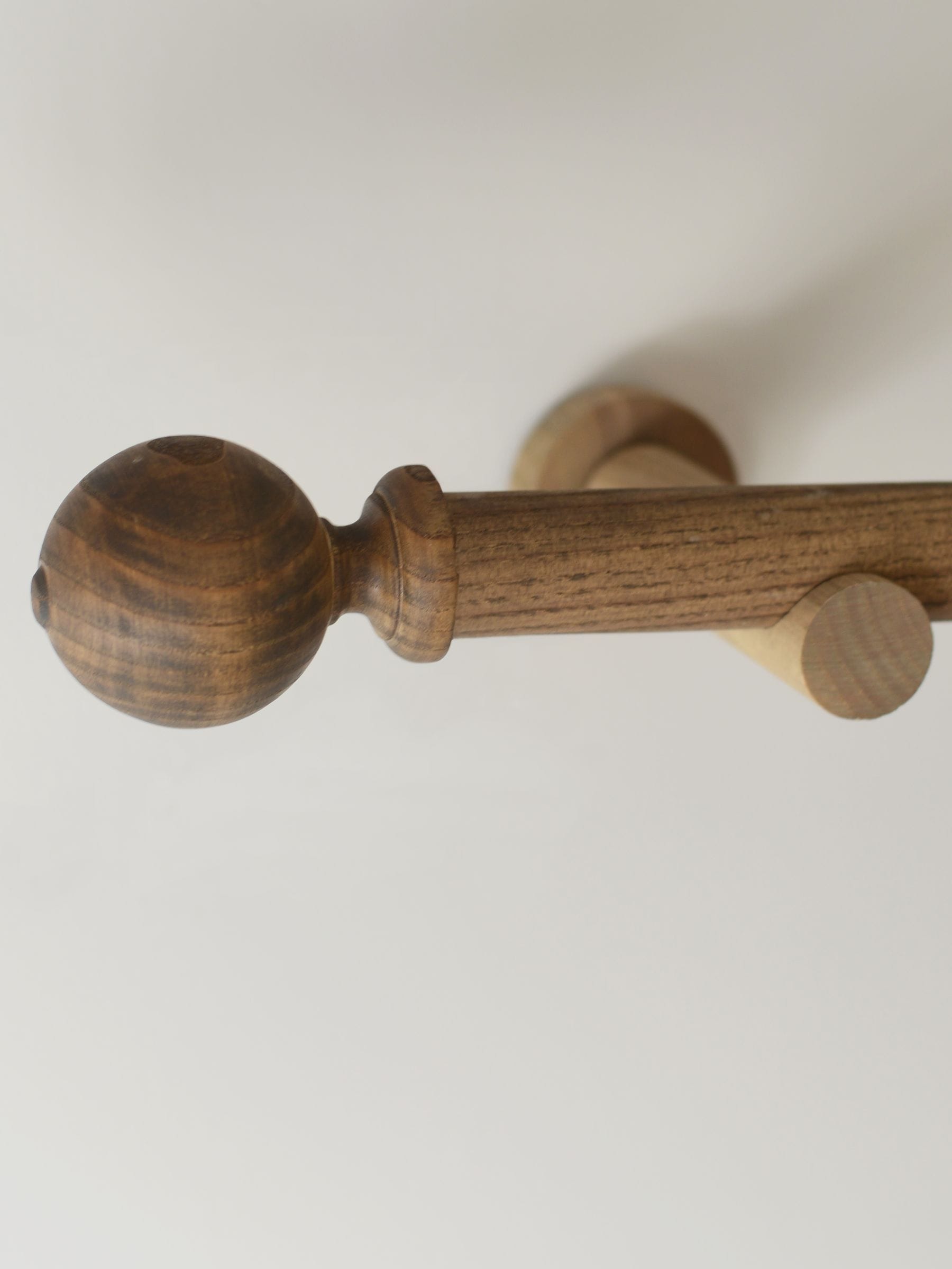 Laura Ashley curtain pole set light chestnut brown Mitchell 28mm, imported from the UK
