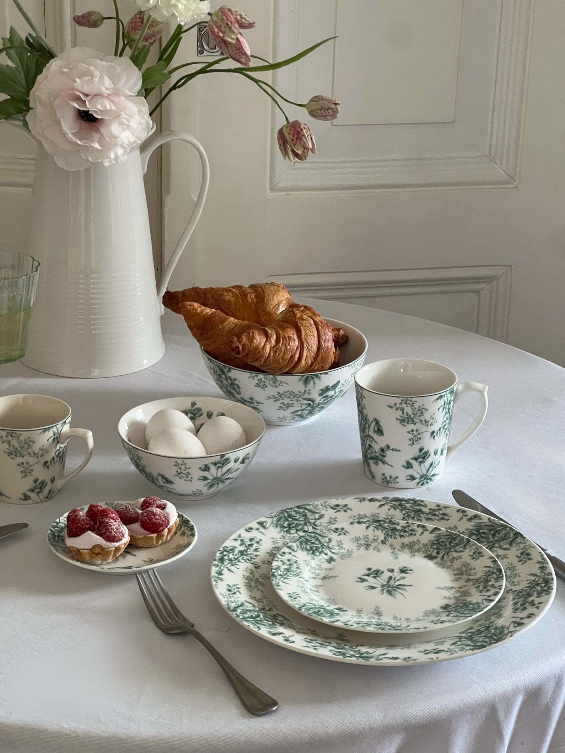 Laura Ashley Thurston Bloom bowls 16cm, imported from the UK