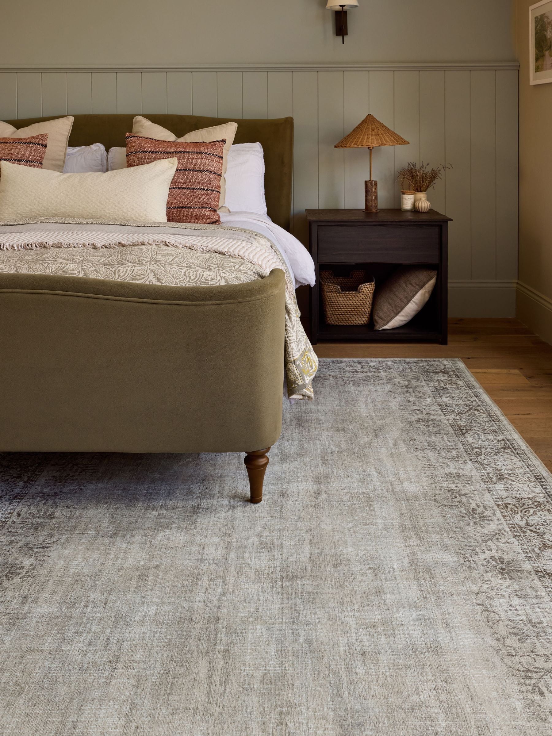 Hug Rug brocade border rug - British product