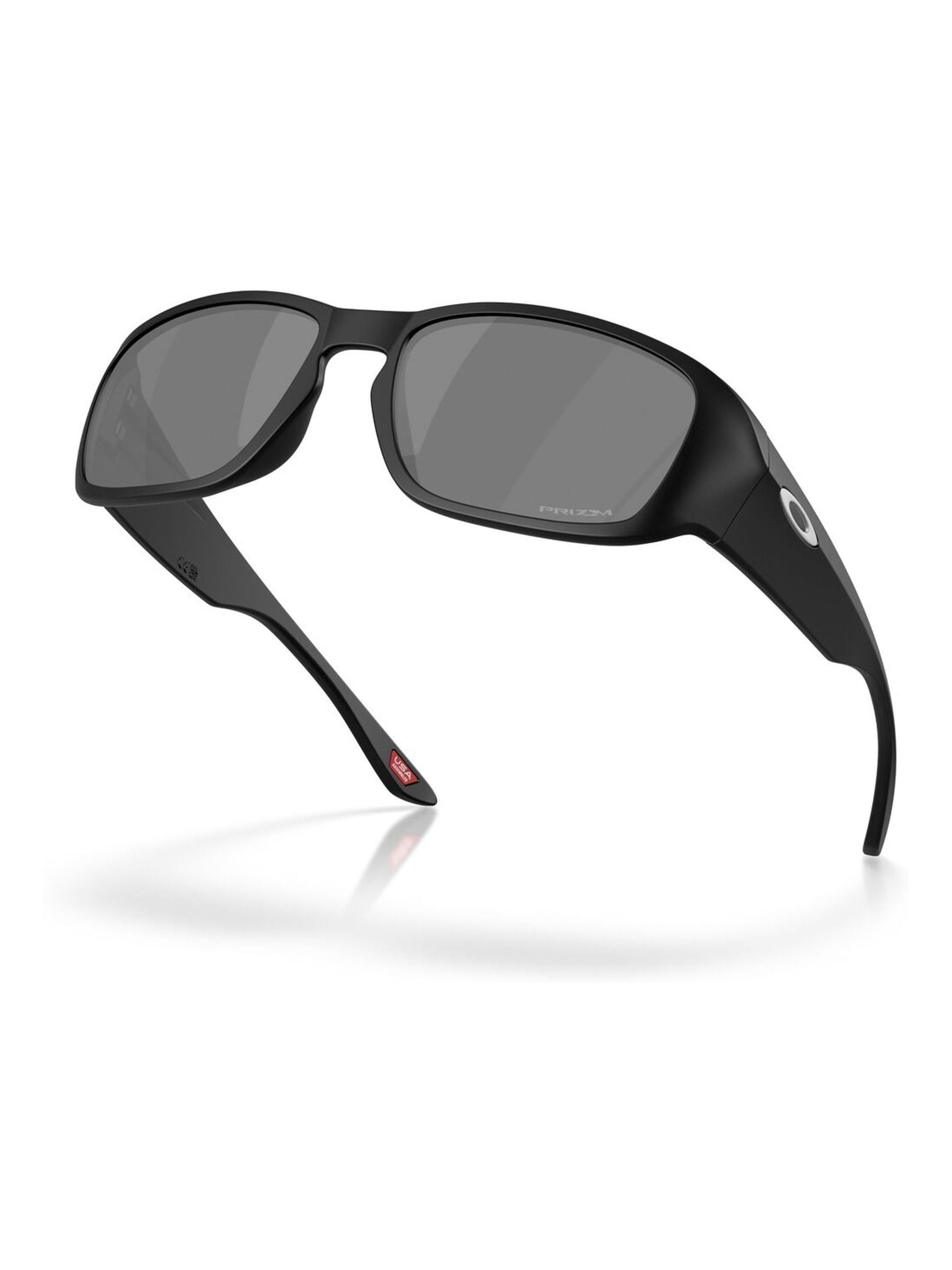 Oakley Tourniquet square sunglasses black, imported from the UK