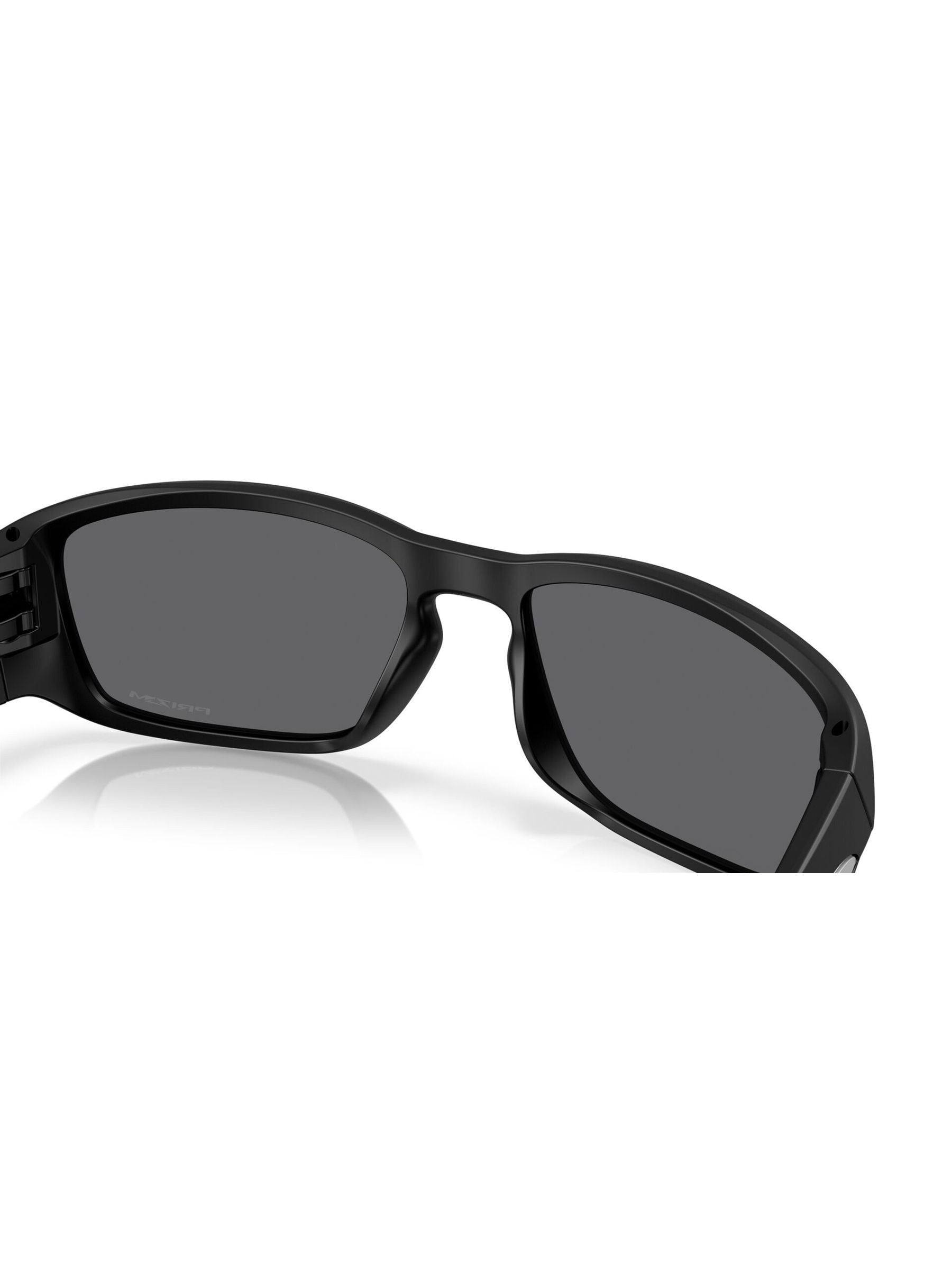 Oakley Tourniquet square sunglasses black, imported from the UK