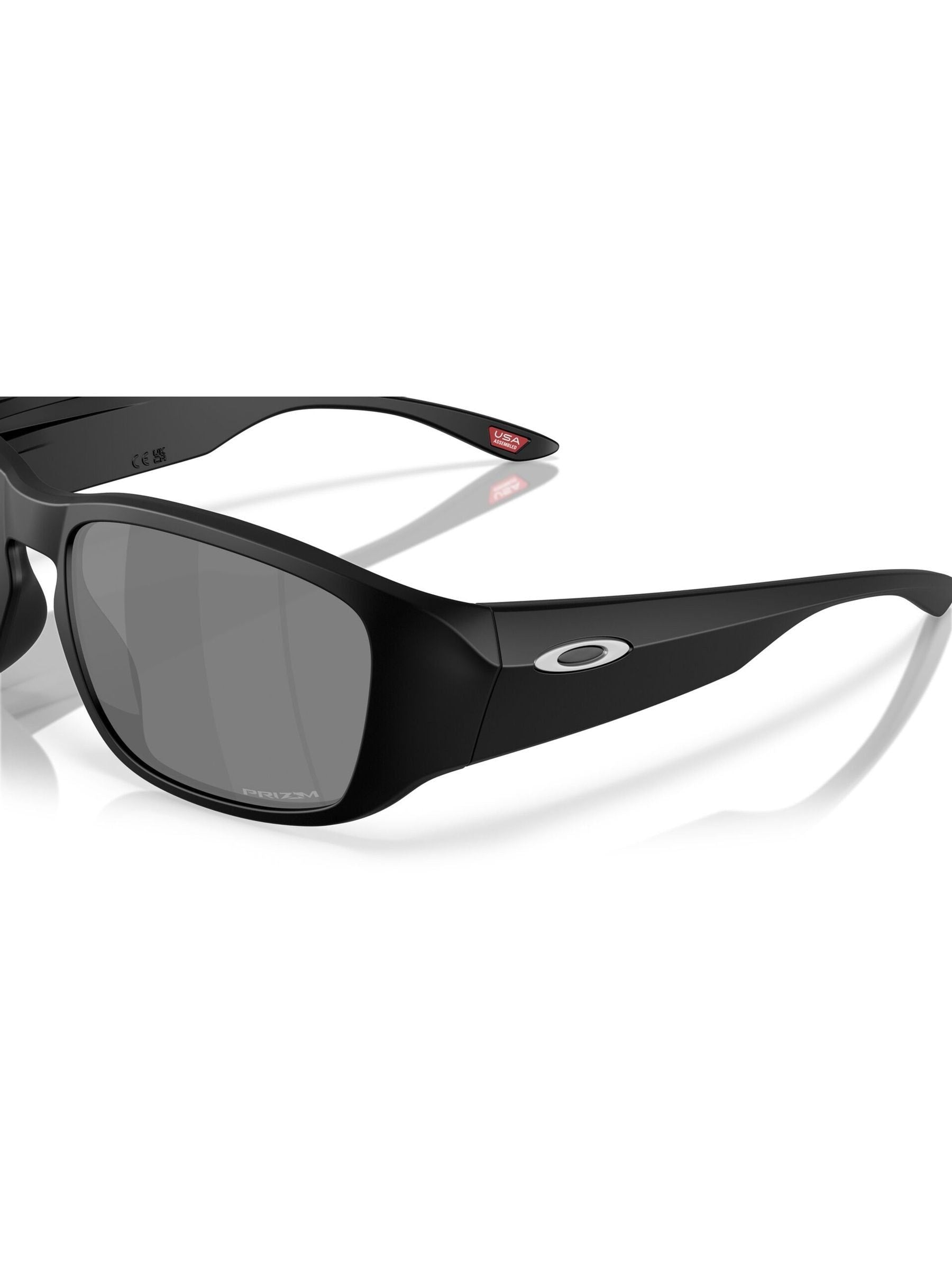 Oakley Tourniquet square sunglasses black, imported from the UK