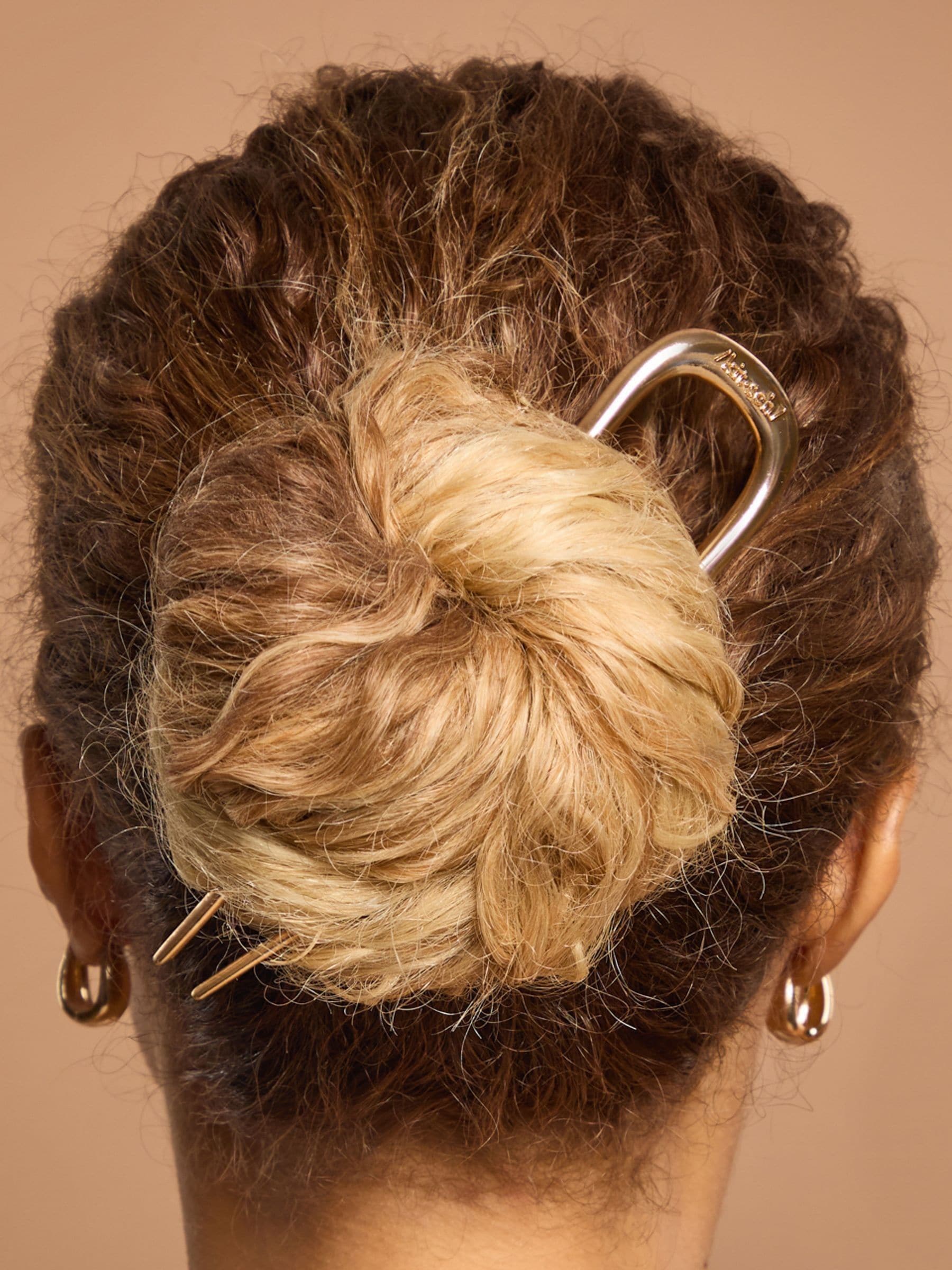 Kitsch French hair pin gold (British brand)