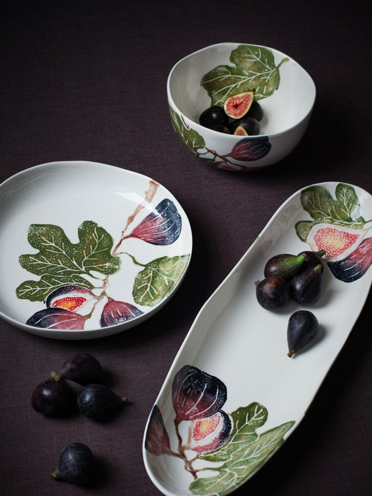 BlissHome Olive Green Fig Oval Shallow Serving Platter