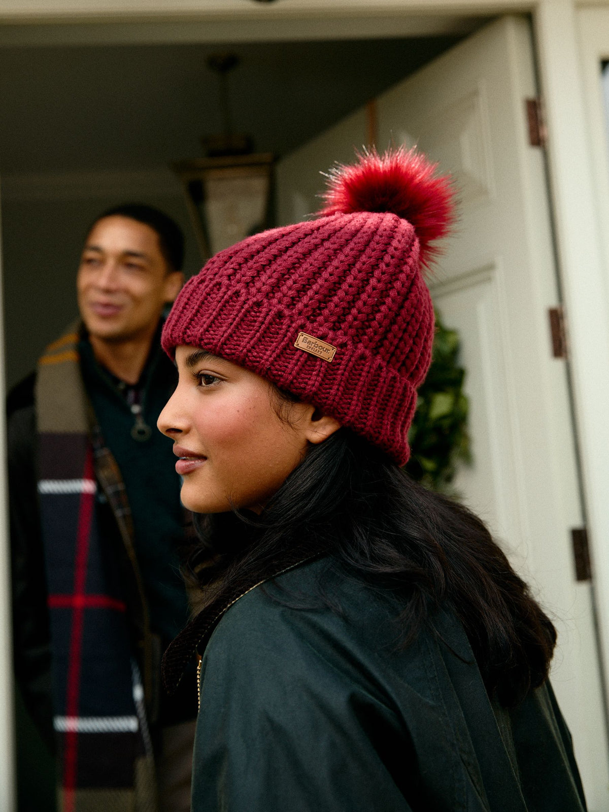 Barbour Damen Rote Saltburn Bommel-Mütze (Britische Marke)