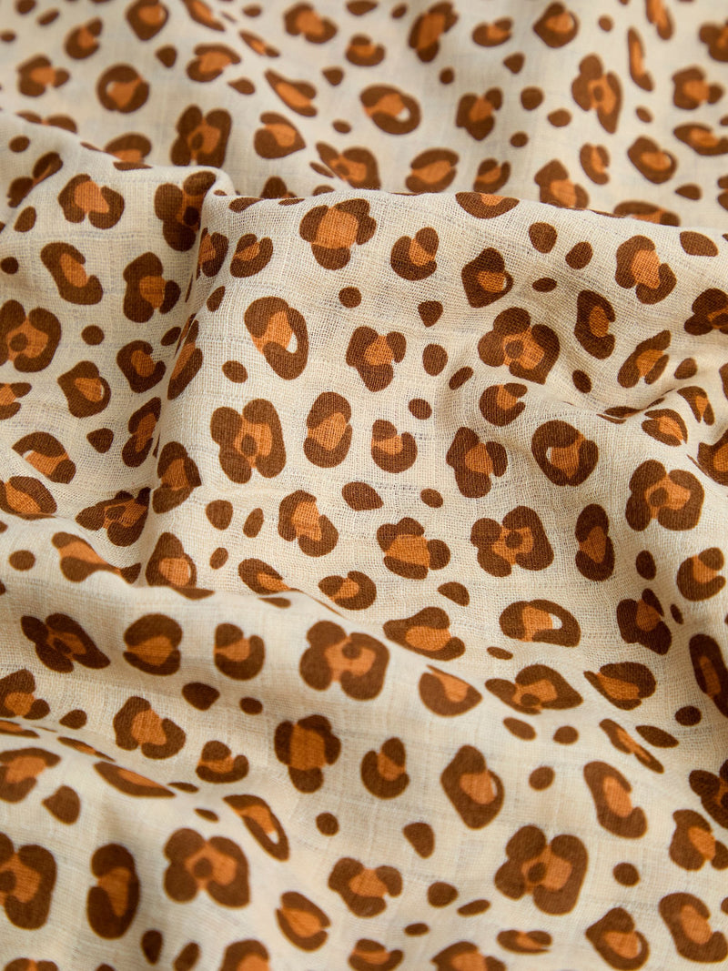JoJo Maman Bébé leopard extra large muslin cloth, UK version