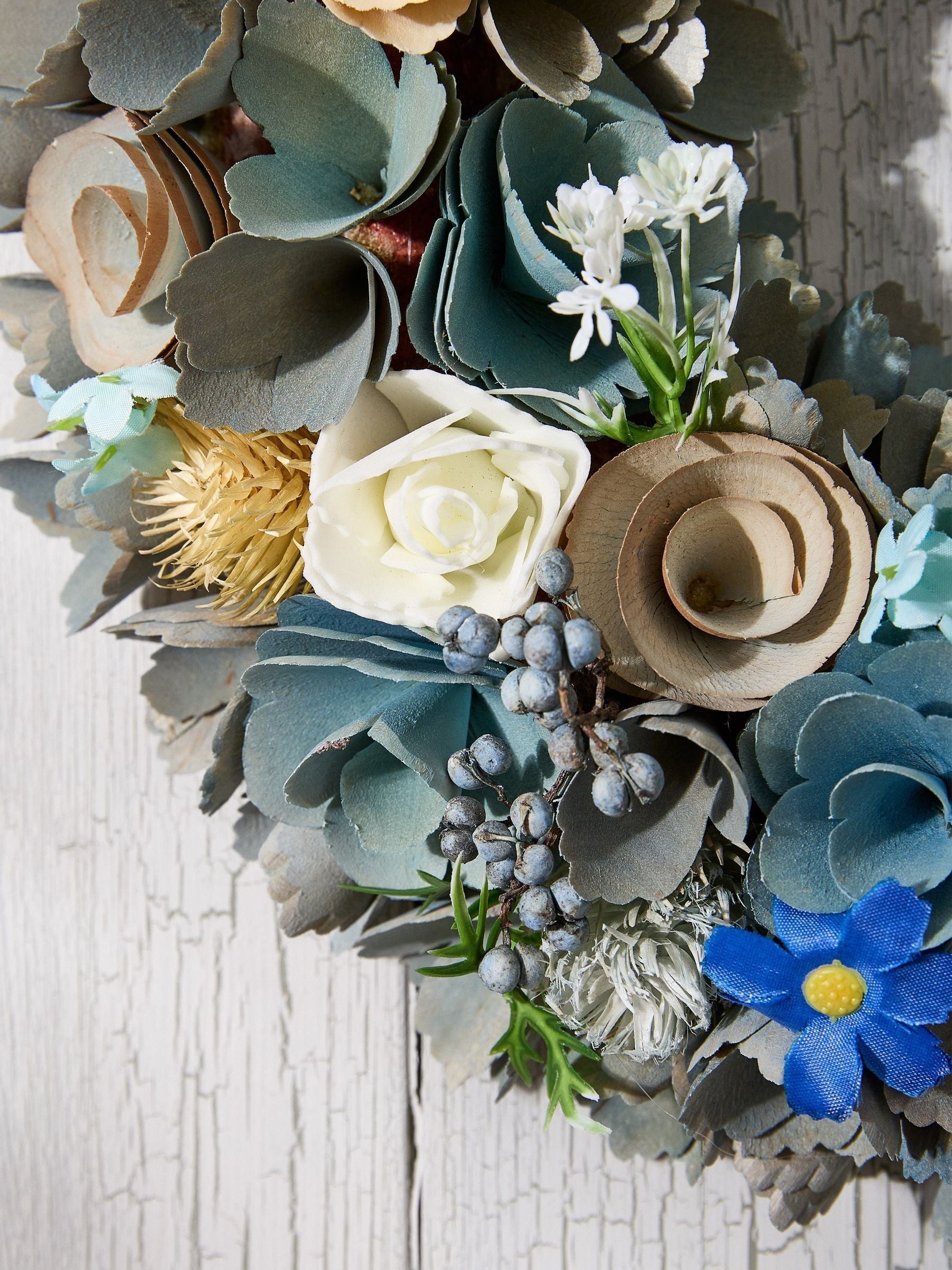 Dibor Blue Ashbourne Floral Wreath