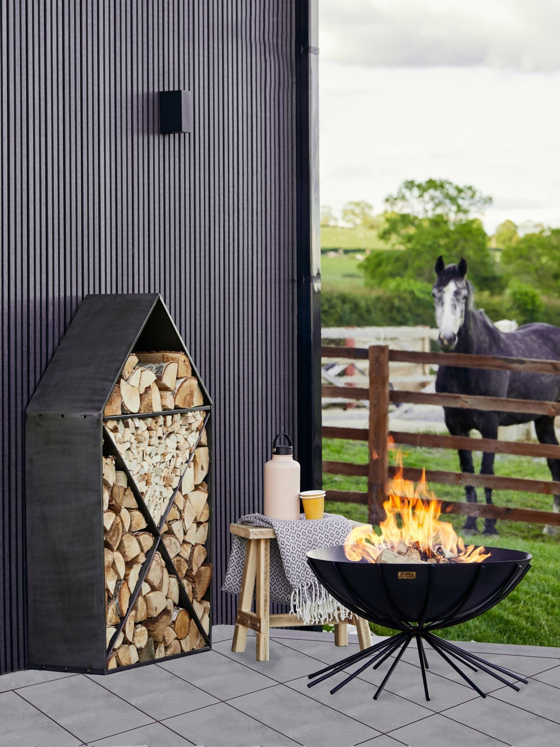 Ivyline House Log Storage 125cm - British product