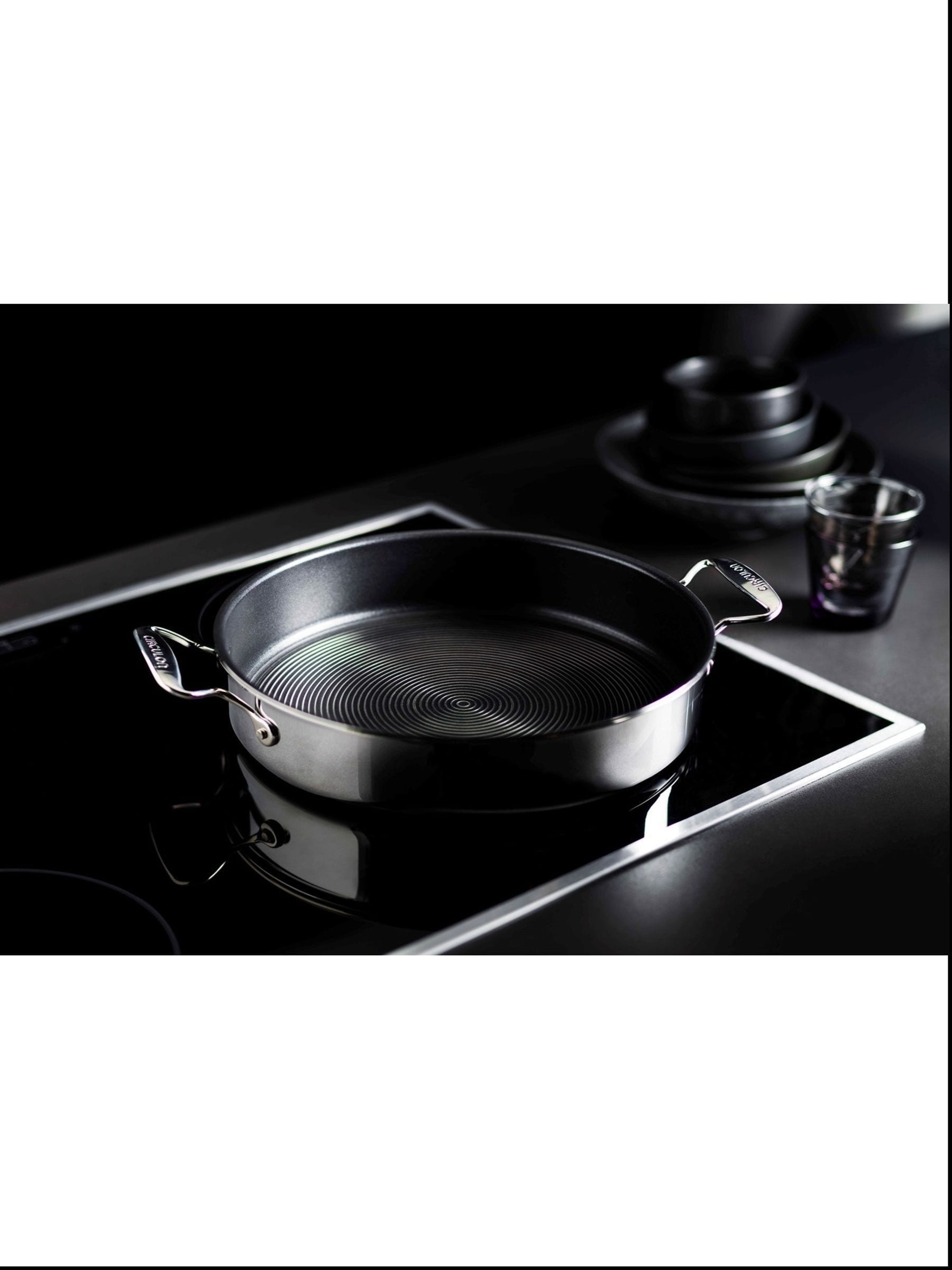Circulon Silver C Series sauteuse pan 30cm, UK version