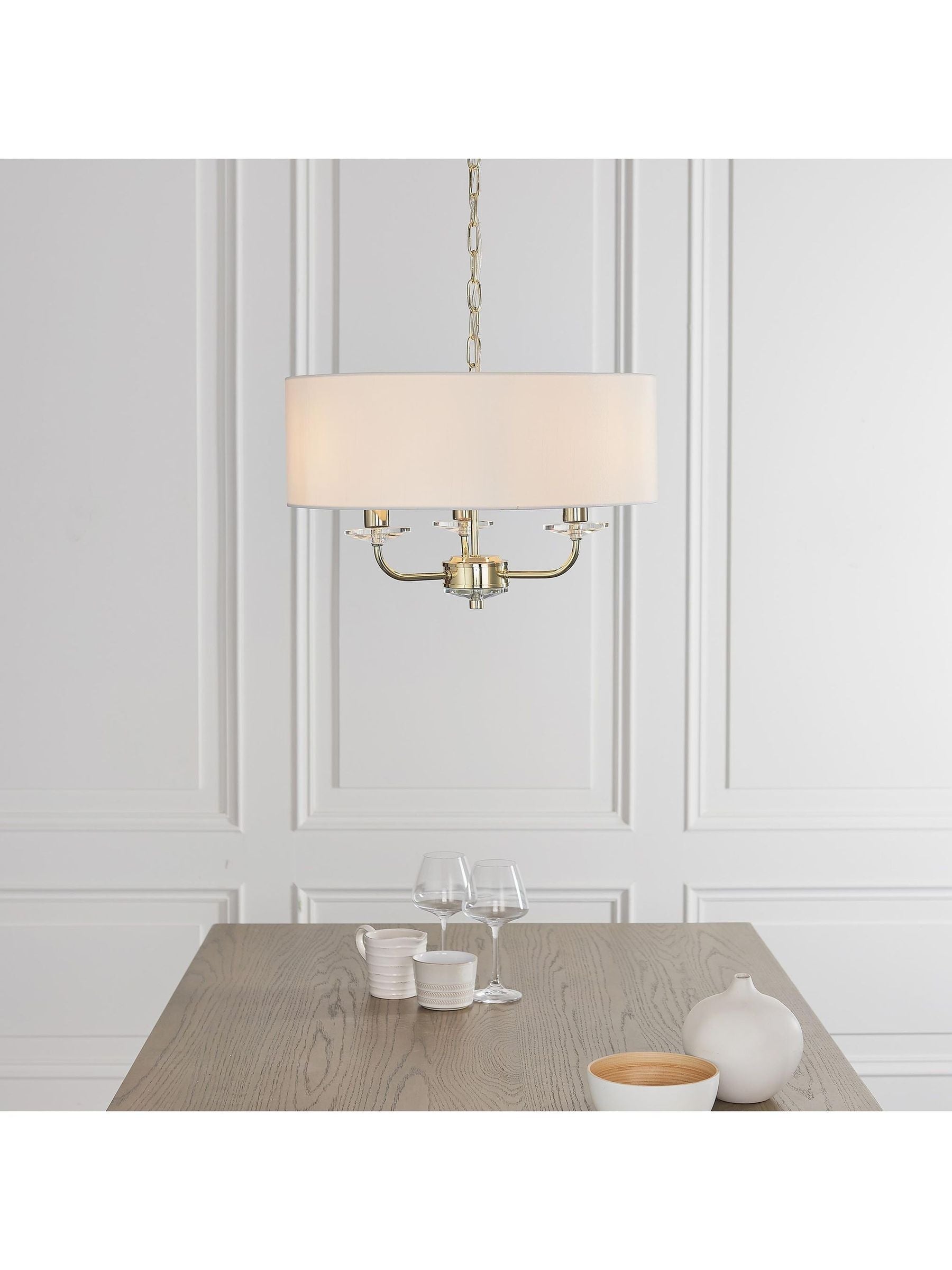 Gallery Home brushed brass 3-light pendant light British product
