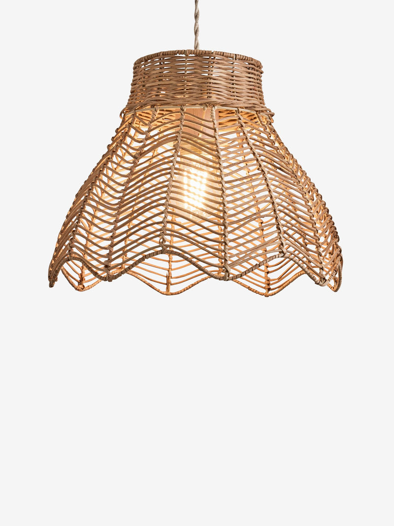 FatFace natural rattan scalloped edge light shade, UK version