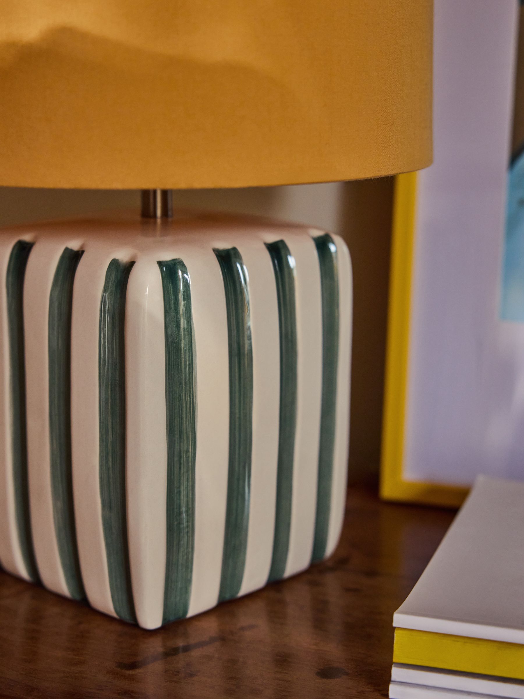 FatFace ceramic stripe table light orange white, UK version