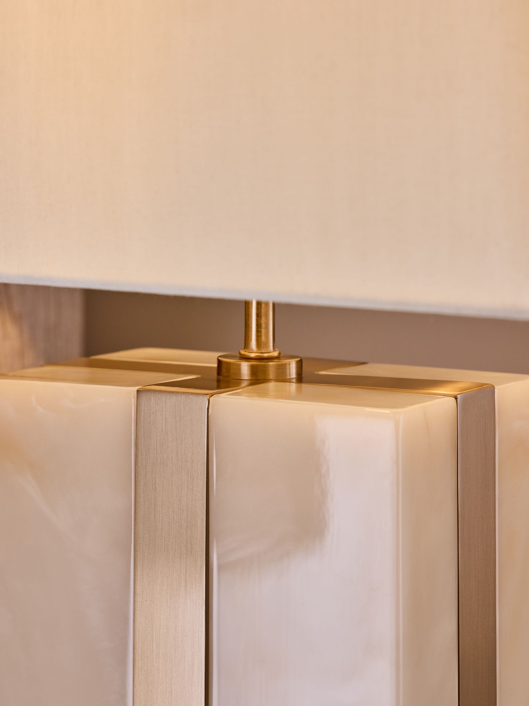 Lipsy white marble effect table lamp 48cm - British product