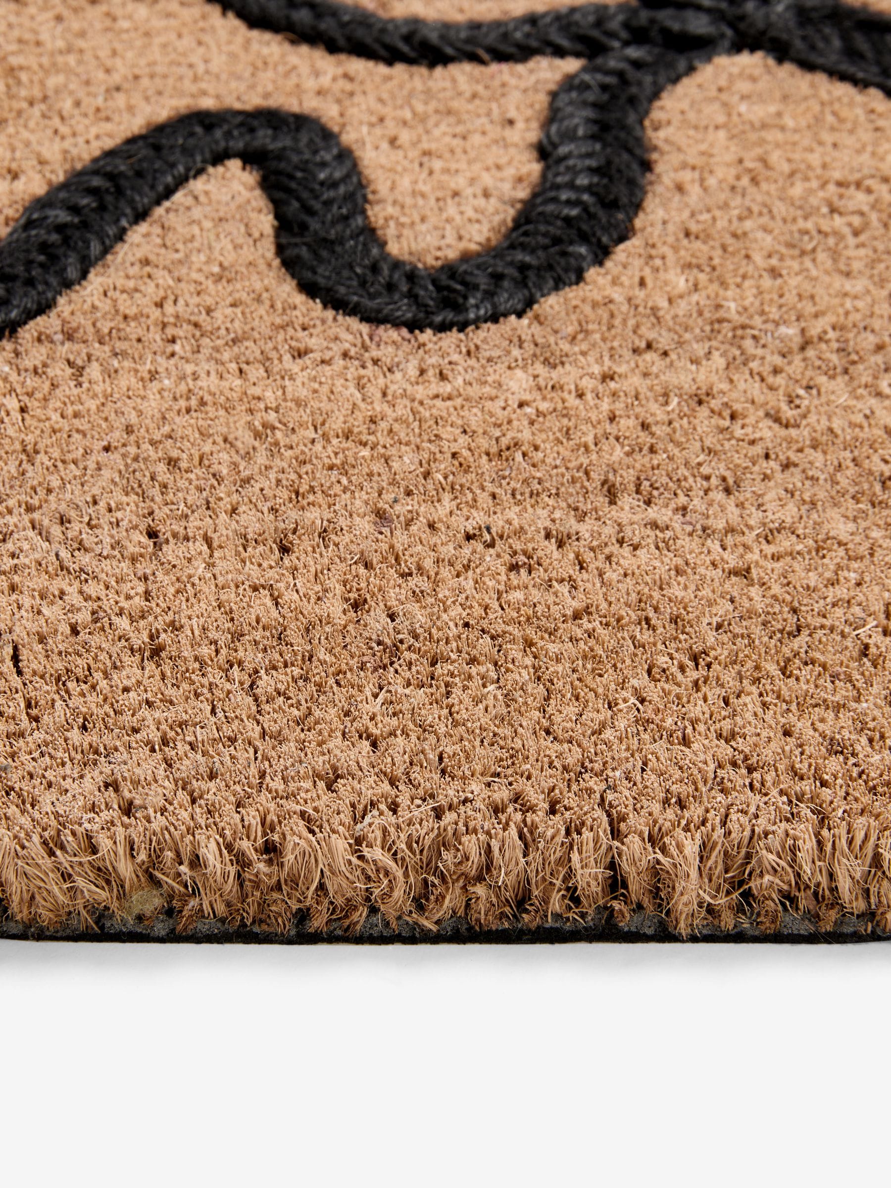 Black braided bow coir doormat, UK version