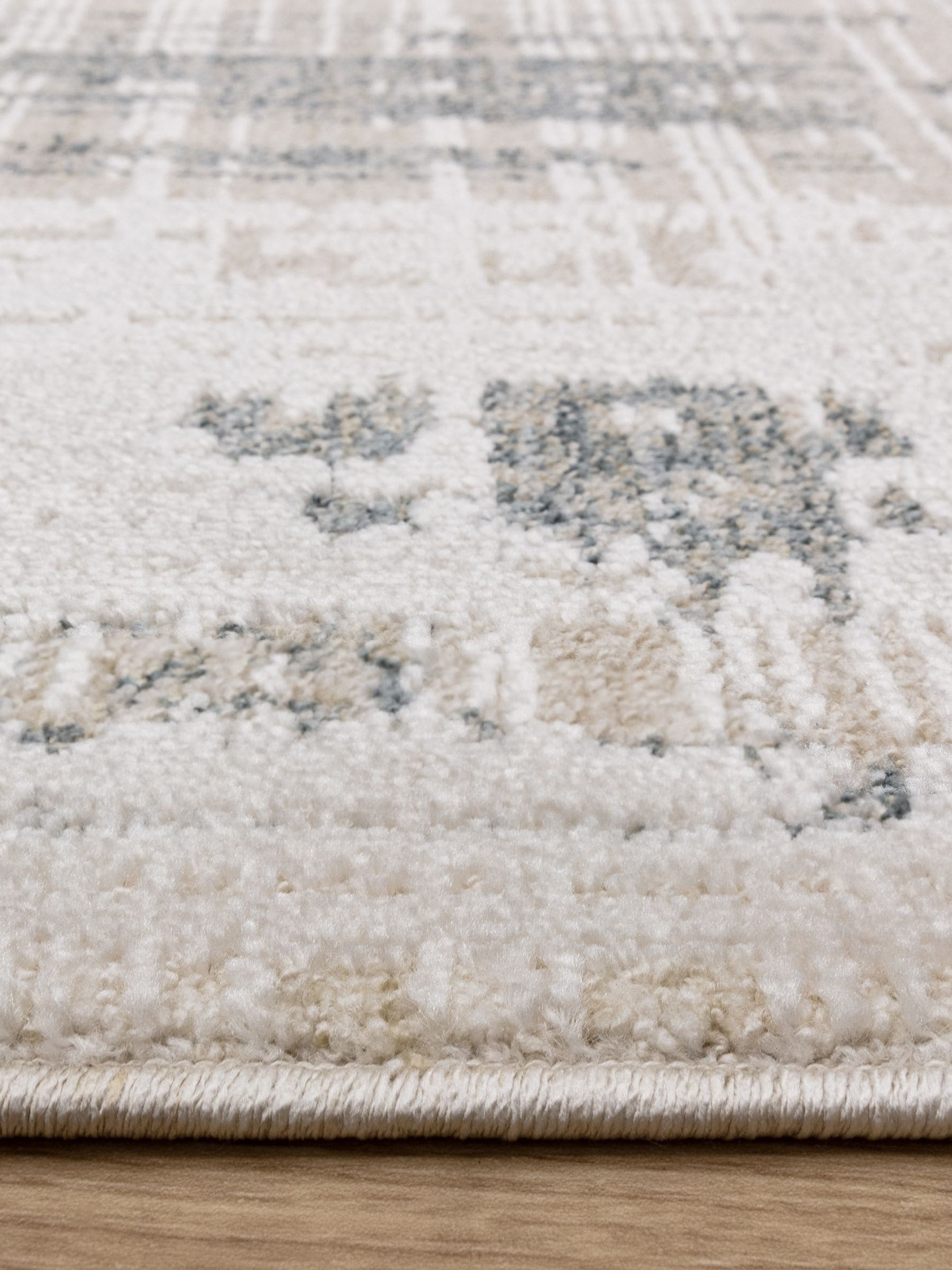 Asiatic Rugs Anders outline rug in blue (British brand)