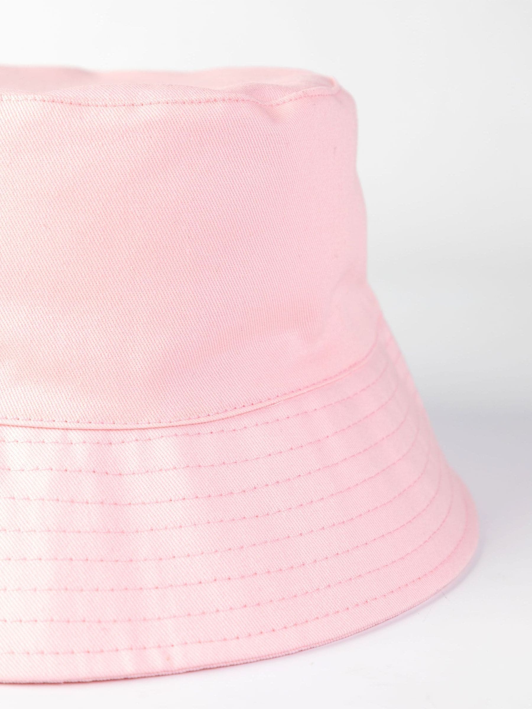 Vanilla Underground Jigglypuff bucket hat (British brand)
