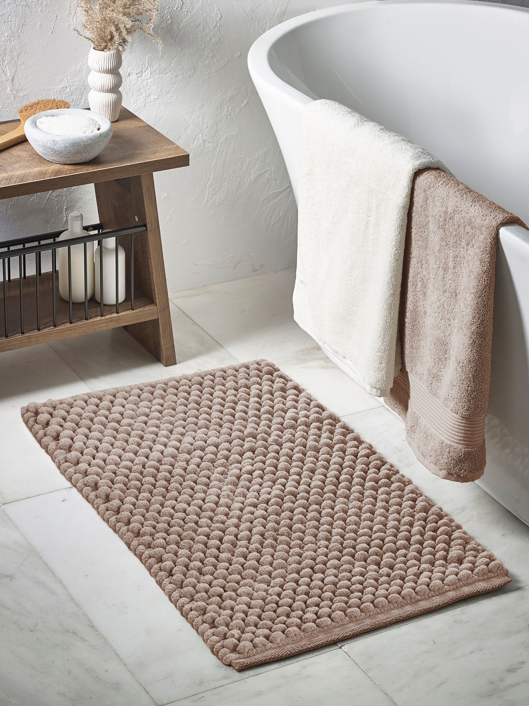 Mink Brown Bobble Bath Mat