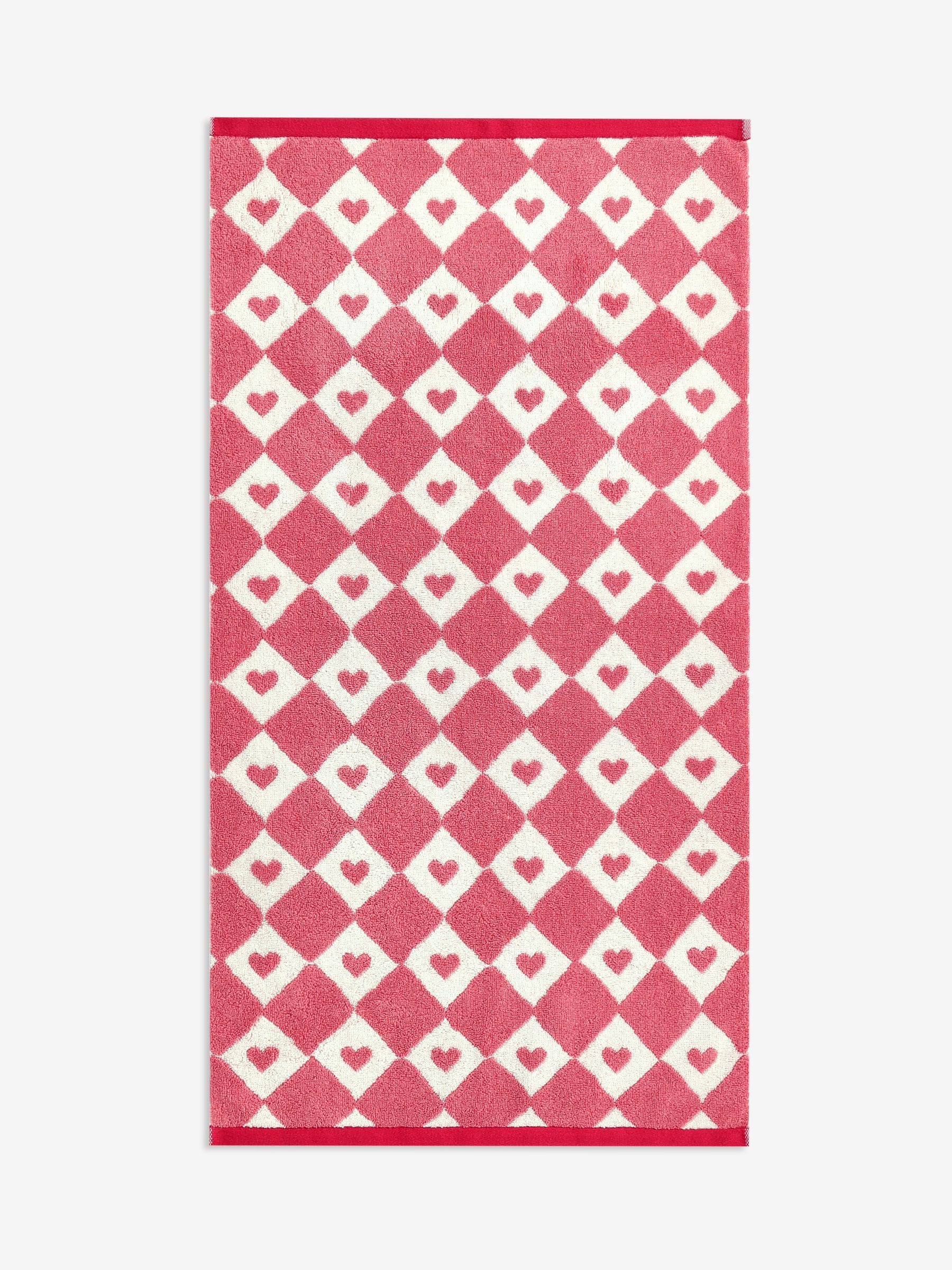 Pink heart towel 100% cotton, imported from the UK