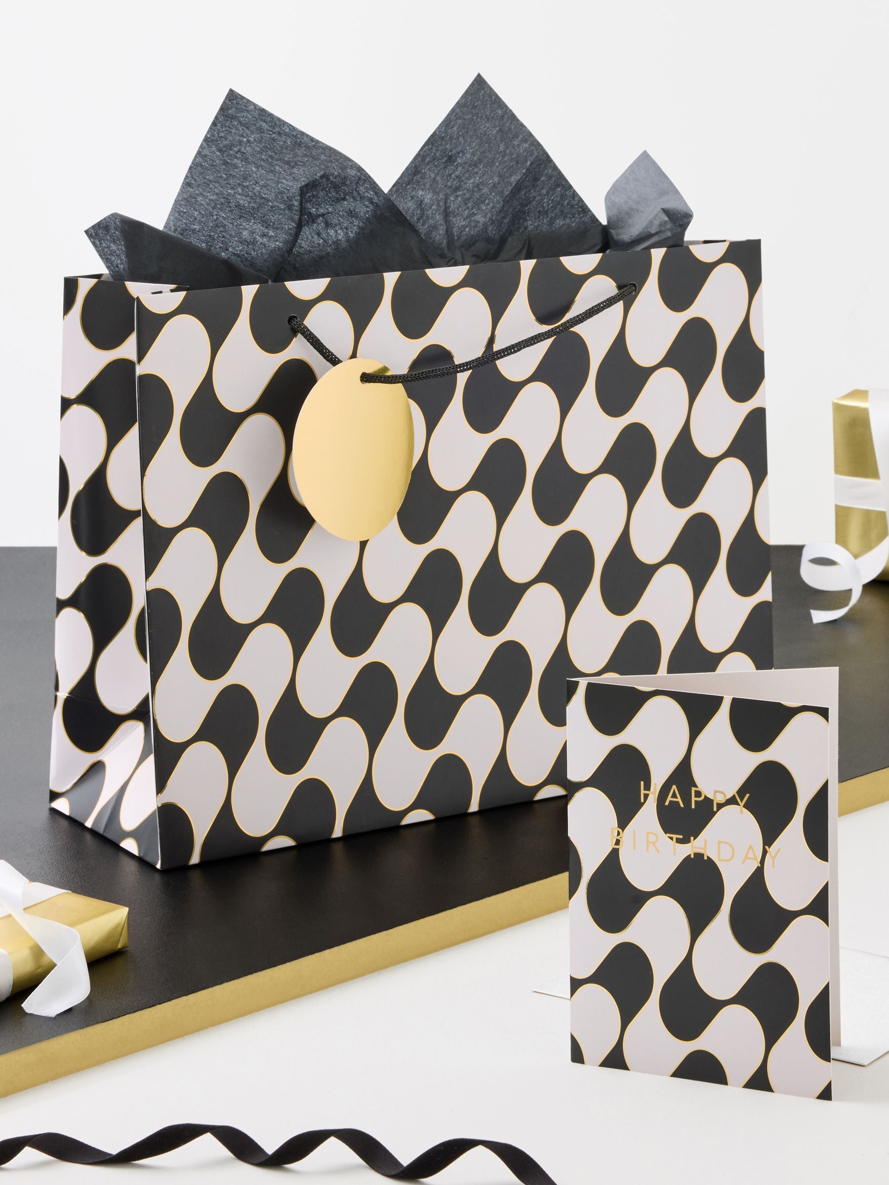 Geometric birthday gift bag set blue white 28cm (British brand)