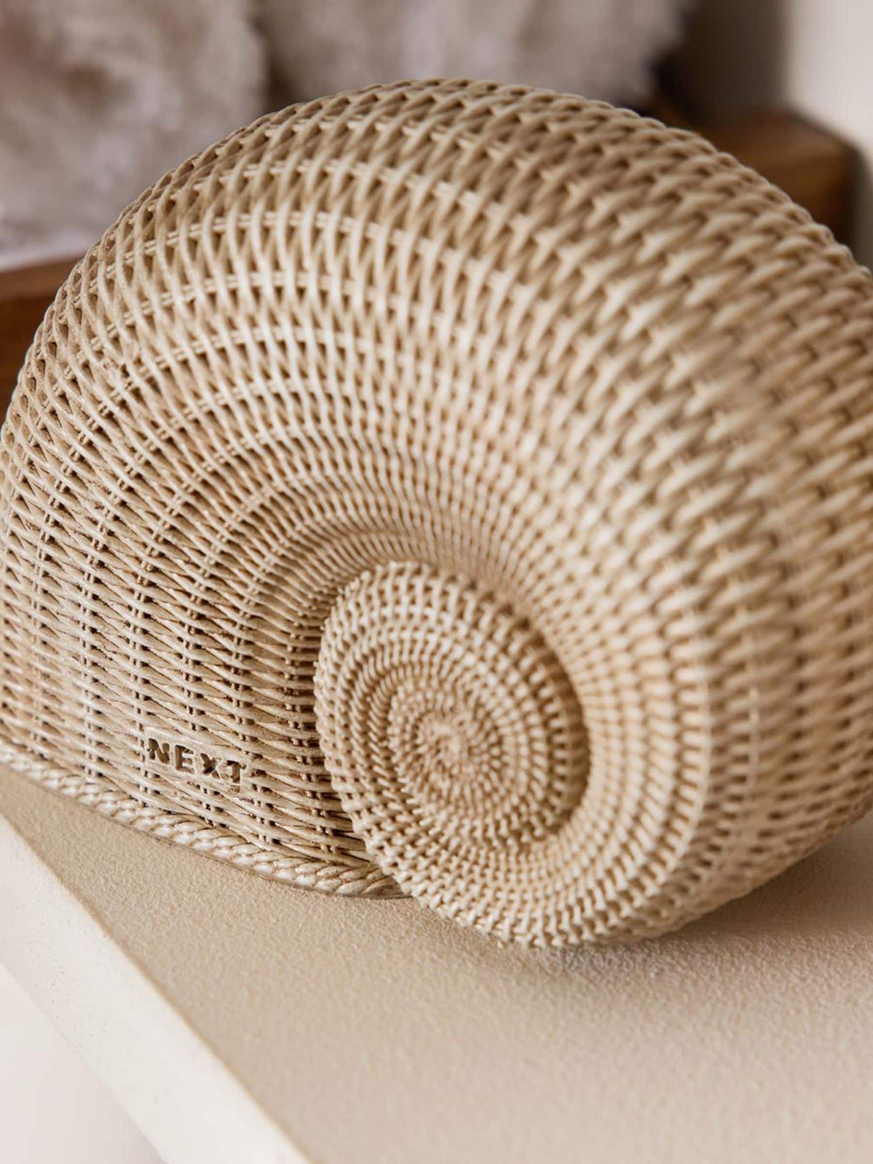 Natural rattan effect shell ornaments set of 3 (British brand)