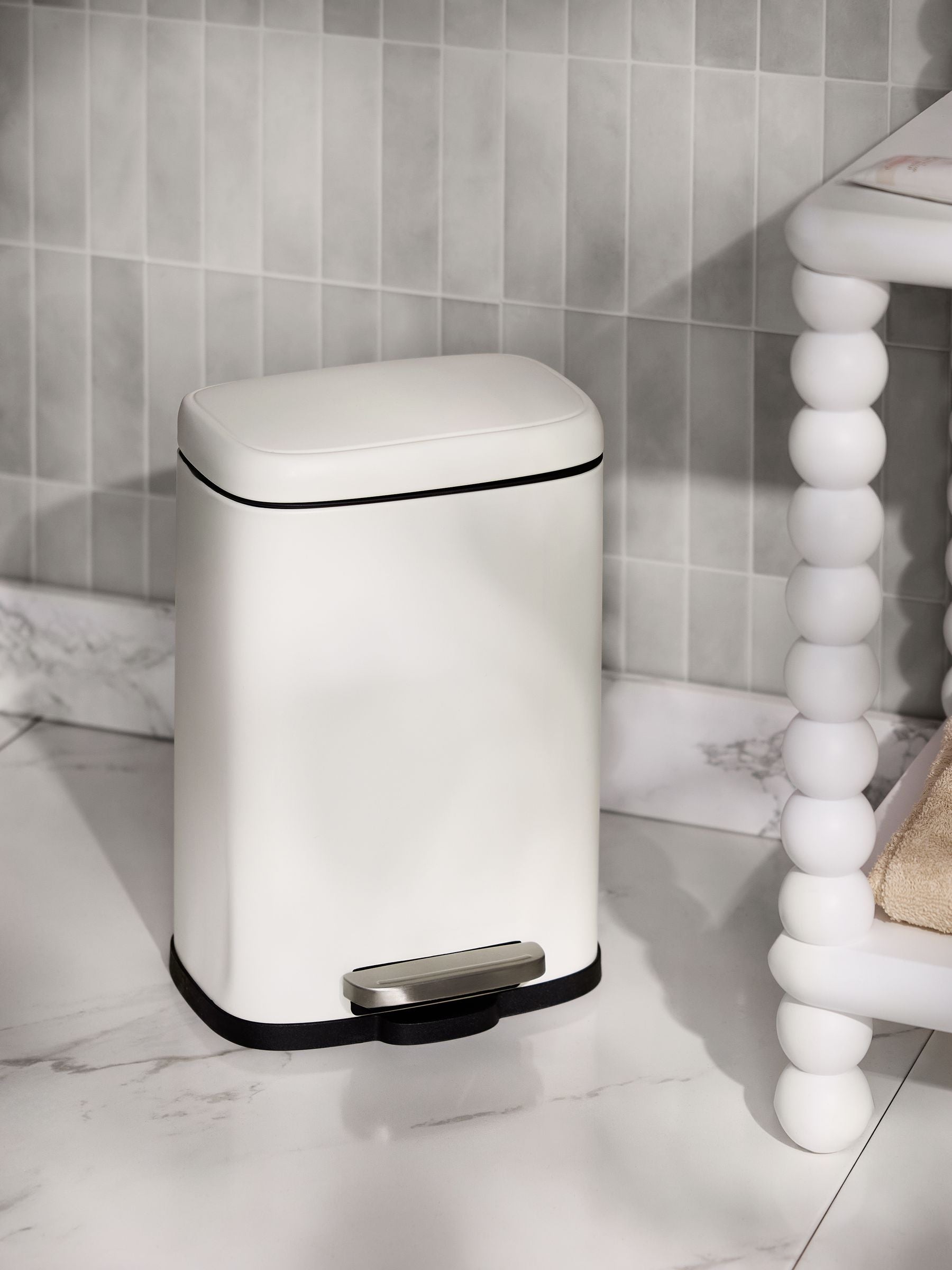 White Soft Close 5 Litre Pedal Bin