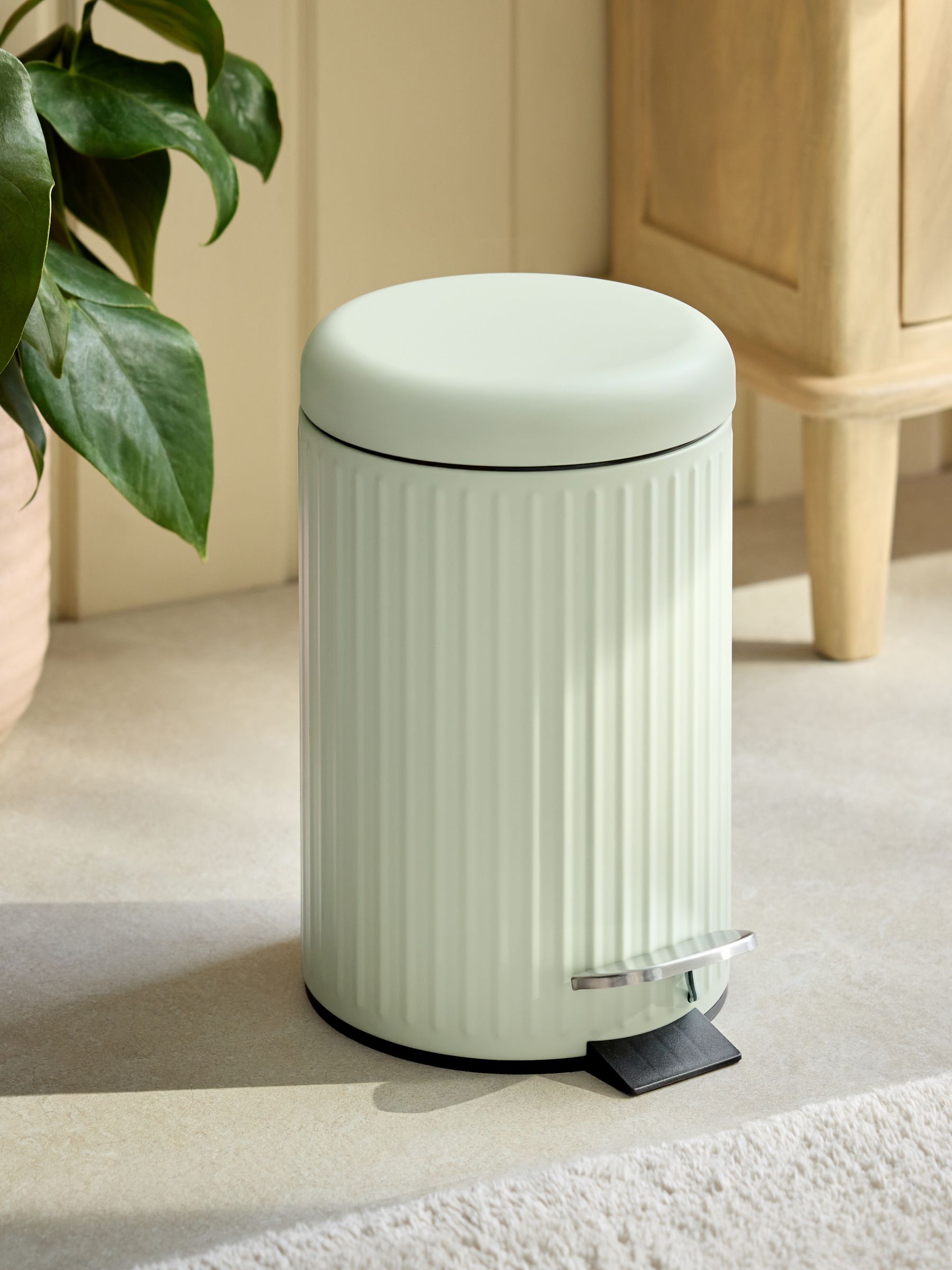 Green Sage Rib Soft Close 3 Litre Pedal Bin