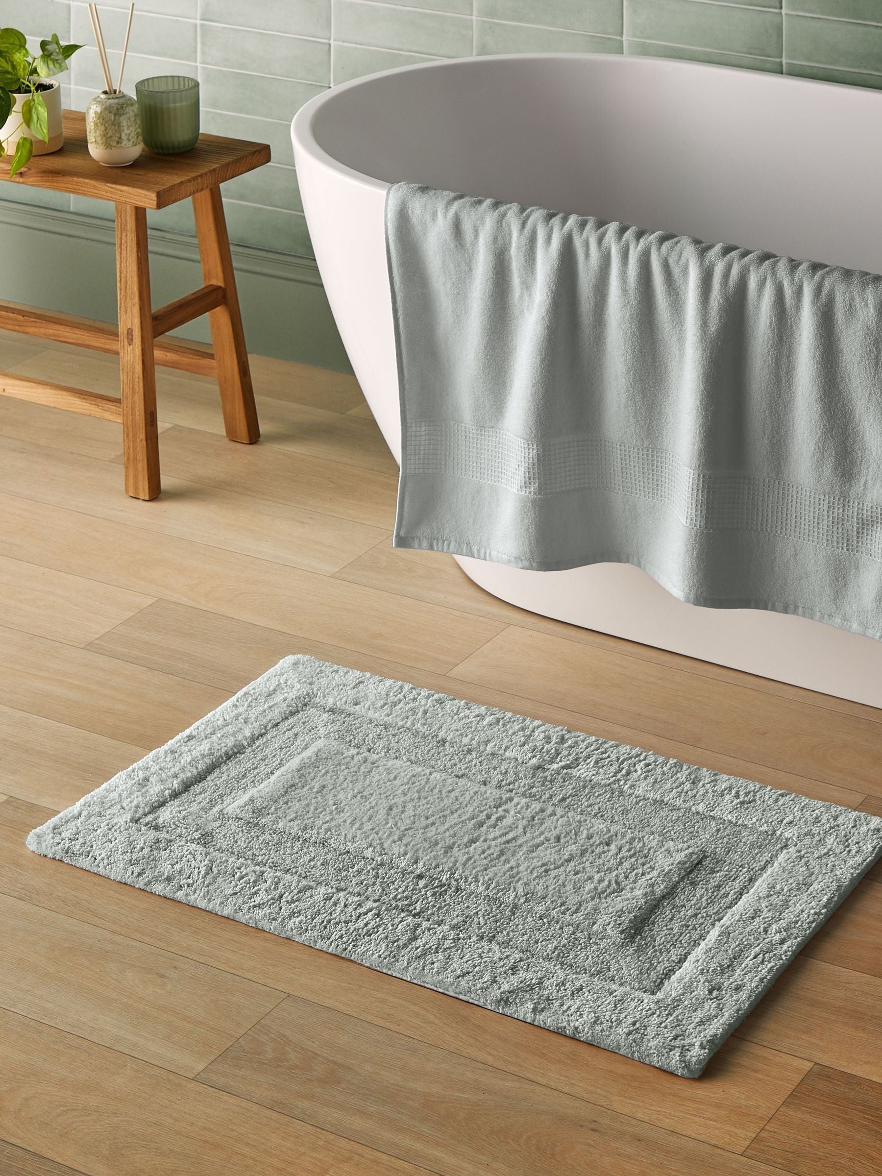 Silentnight Grey Luxury Supersoft Bath Mat
