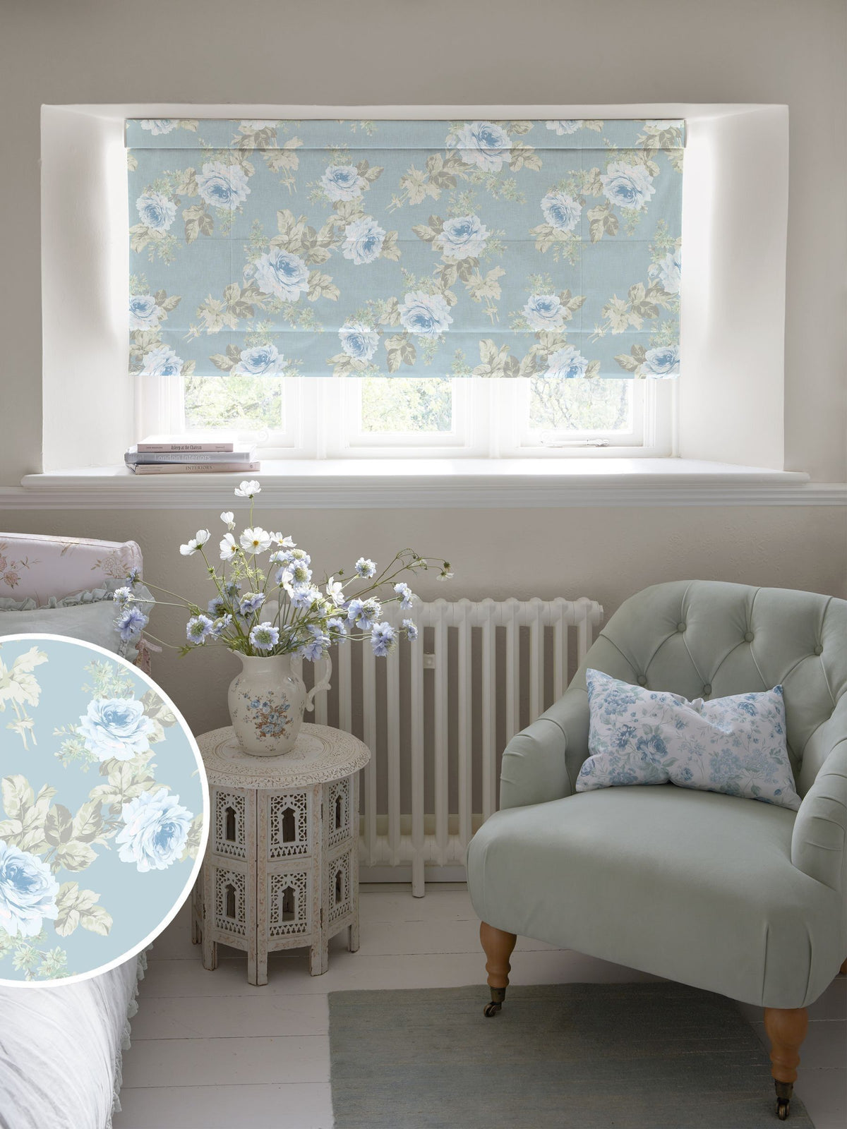Shabby Chic Roman blind Blue Royal Bouquet, UK version
