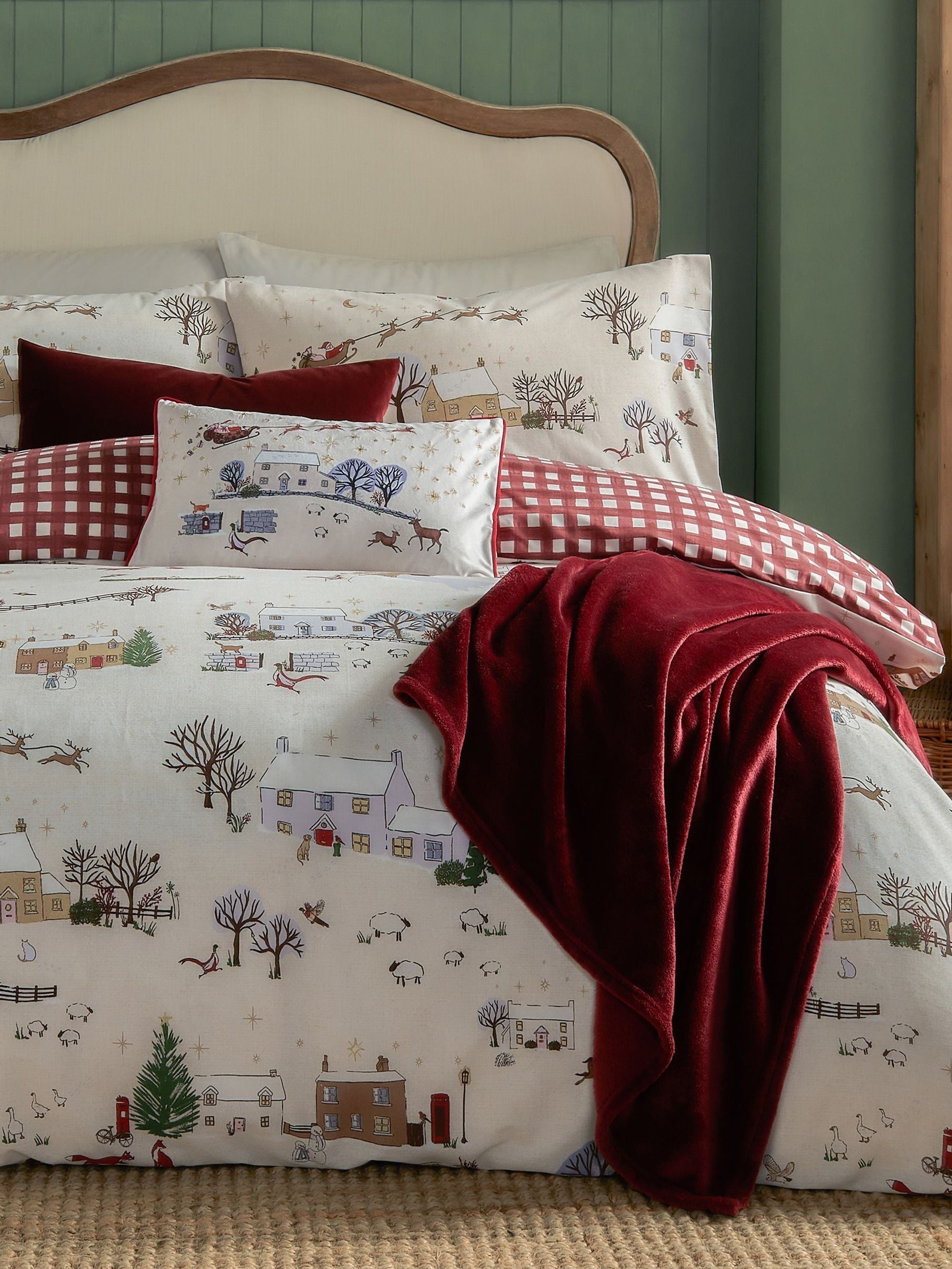 Furn Cotswolds Christmas duvet cover and pillowcase set - British product