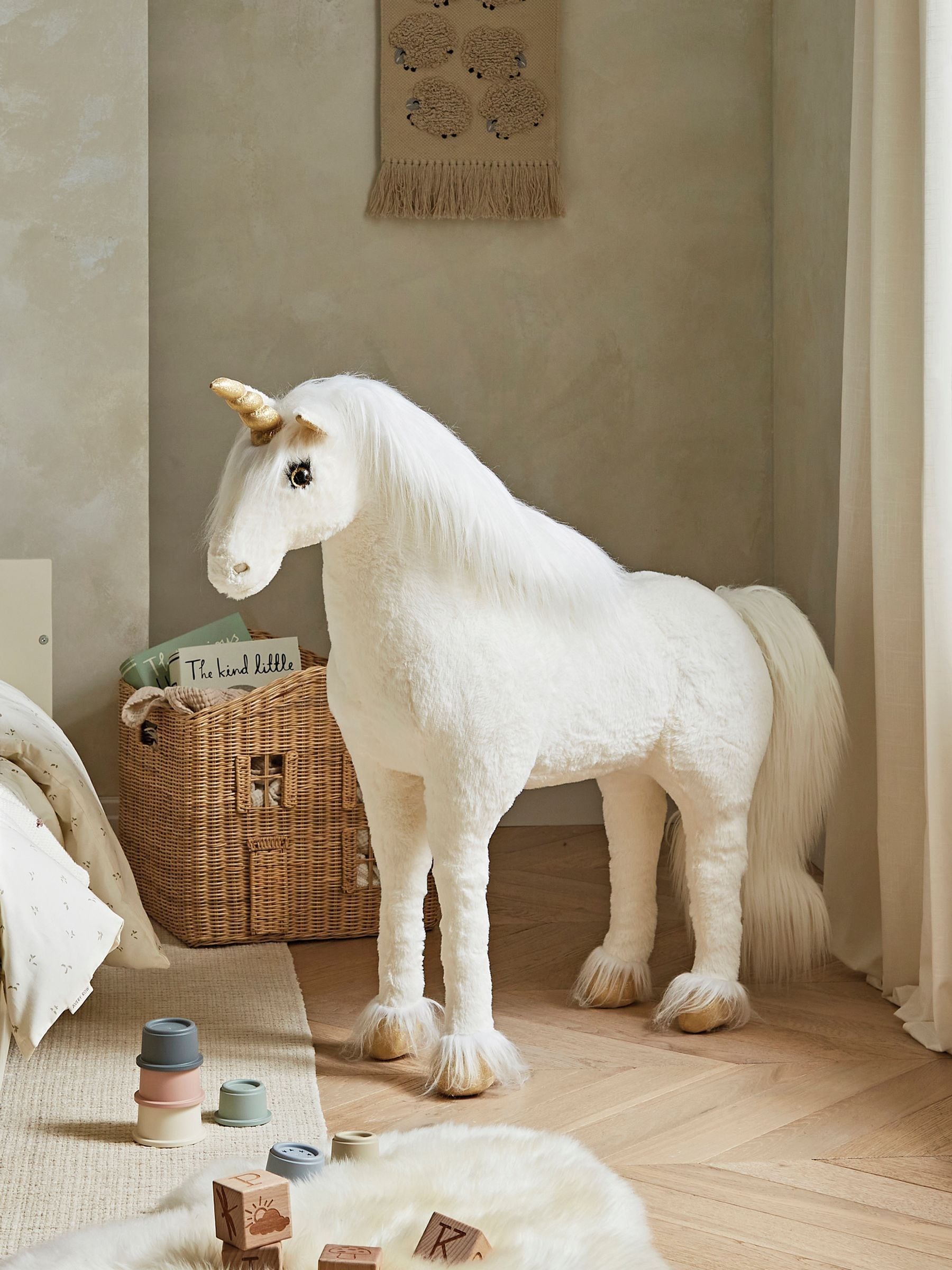Cuddleco gold dust standing unicorn stuffed animal 90cm - British product