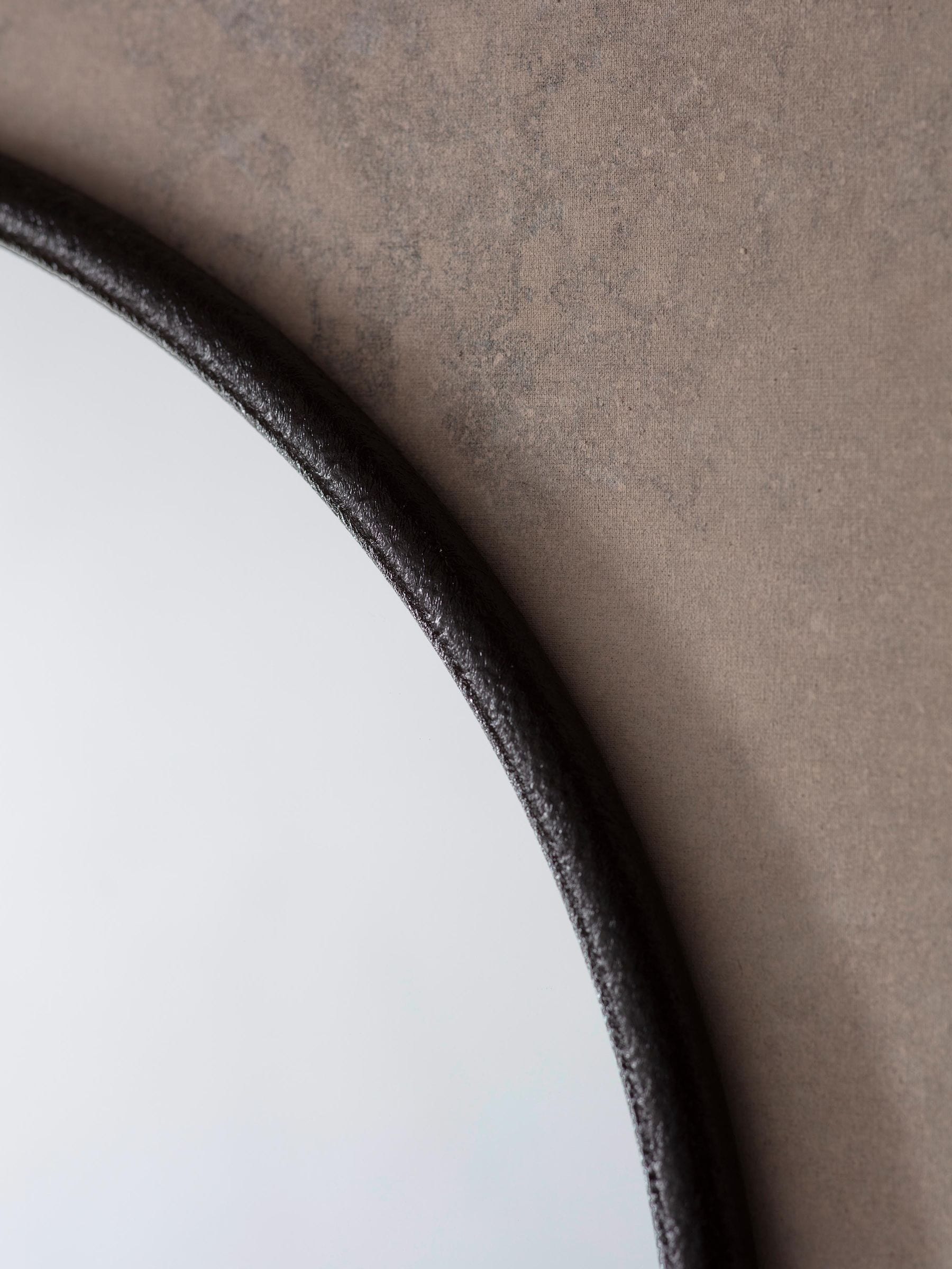 Gallery Home Black Baystone Round Mirror 70cm x 61cm x 2cm, UK version