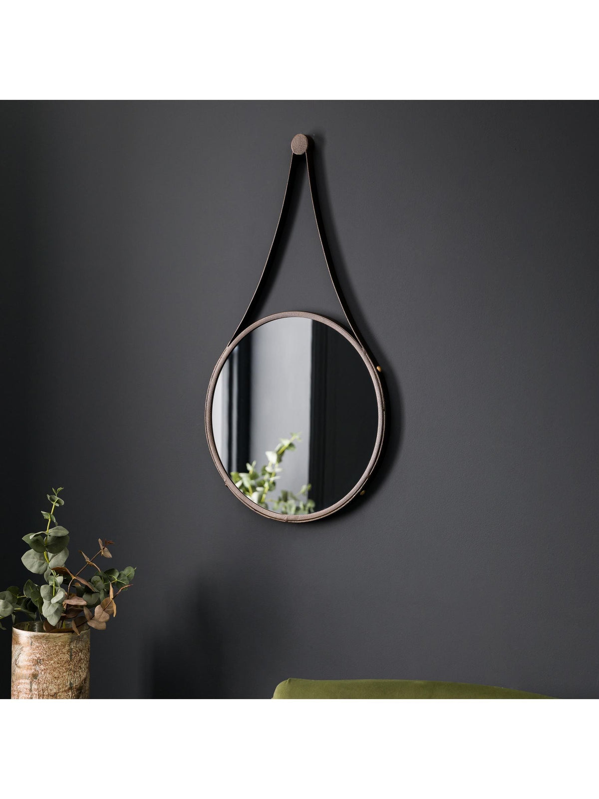 Gallery Home bronze round mirror, UK version