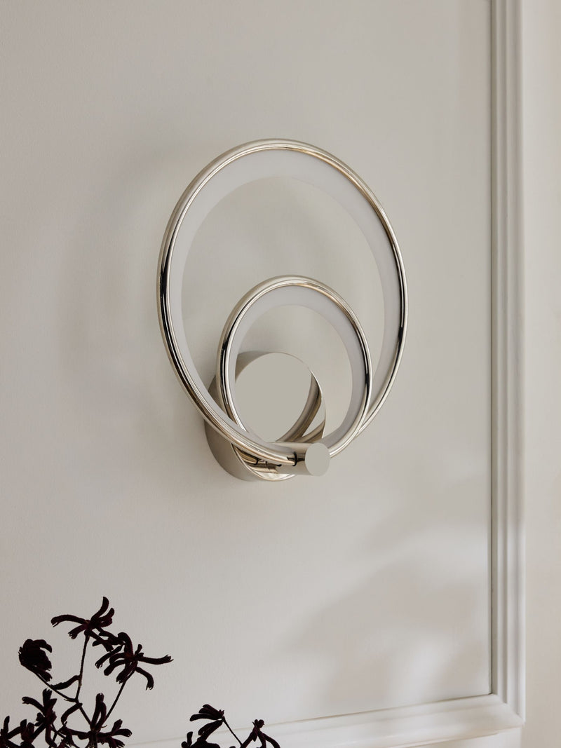 Nickel Raya LED wall light, UK version